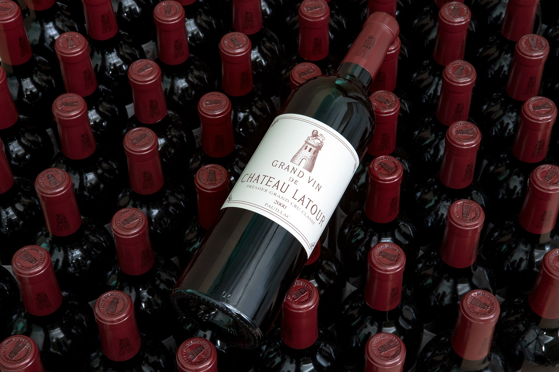 "Crowdsurfing" Chateau Latour 2000