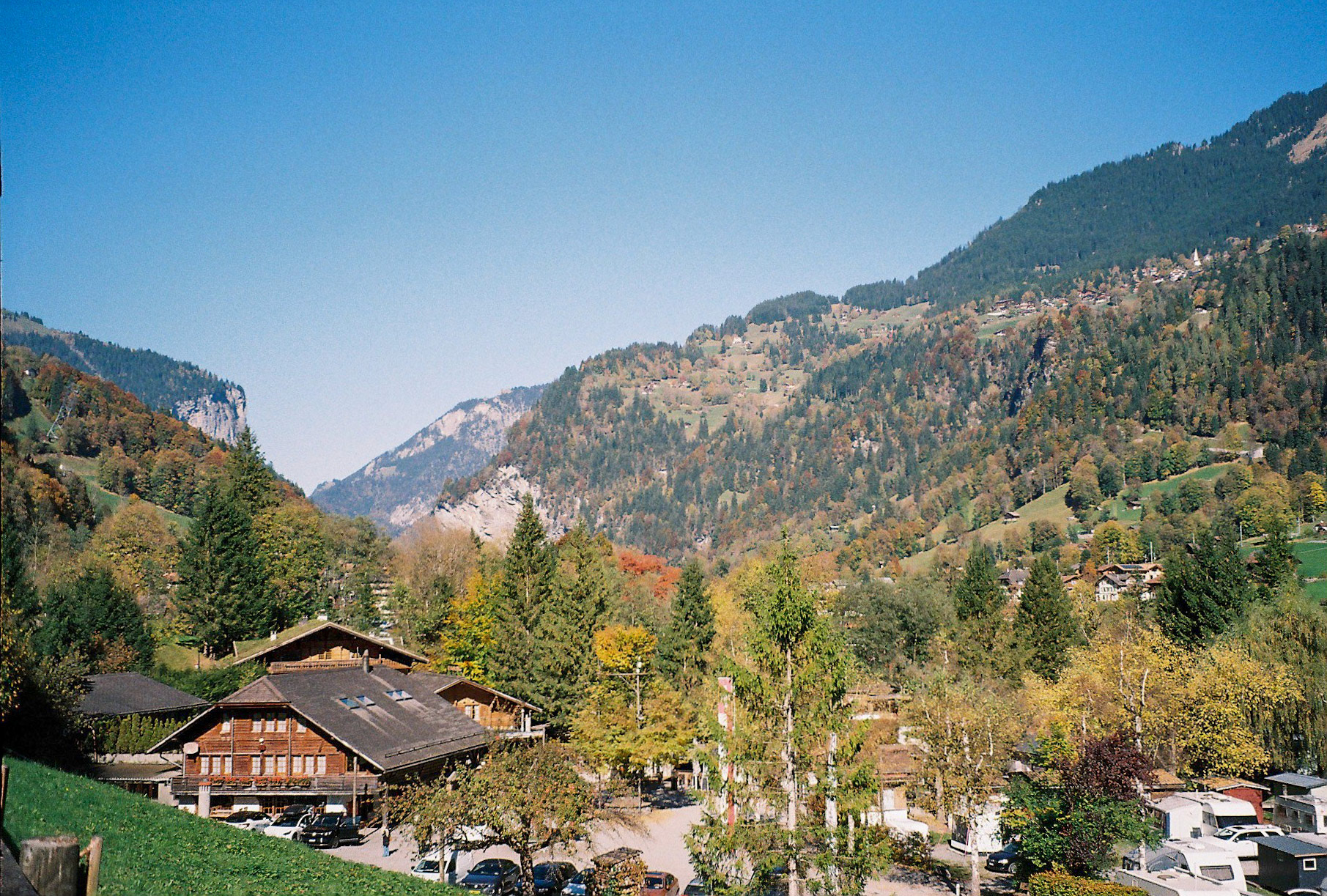 Lauterbrunnen, outubro de 2025. Fotografia analógica.