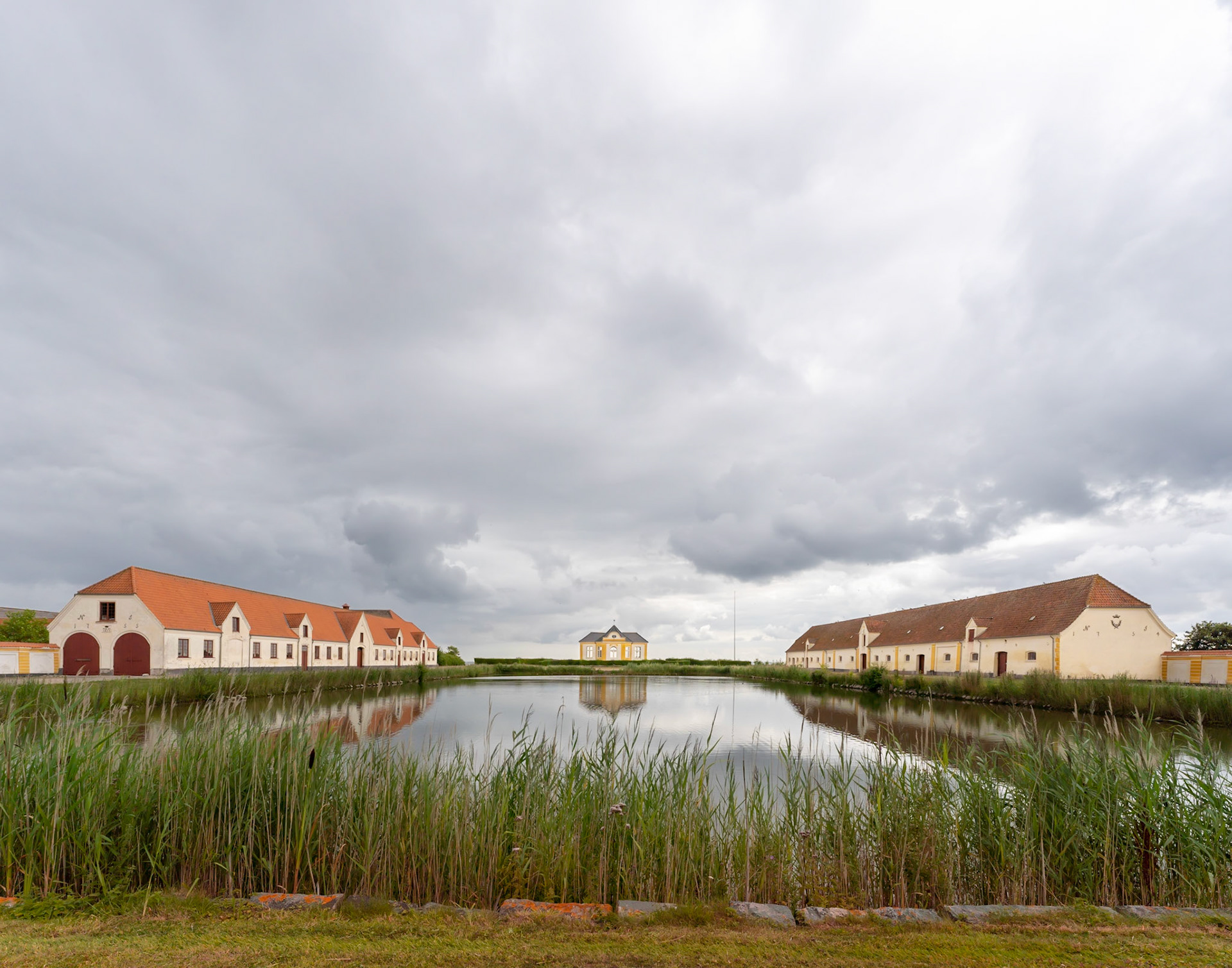 Valdemars Slot blev opført af Christian den 4. 1739-1644.