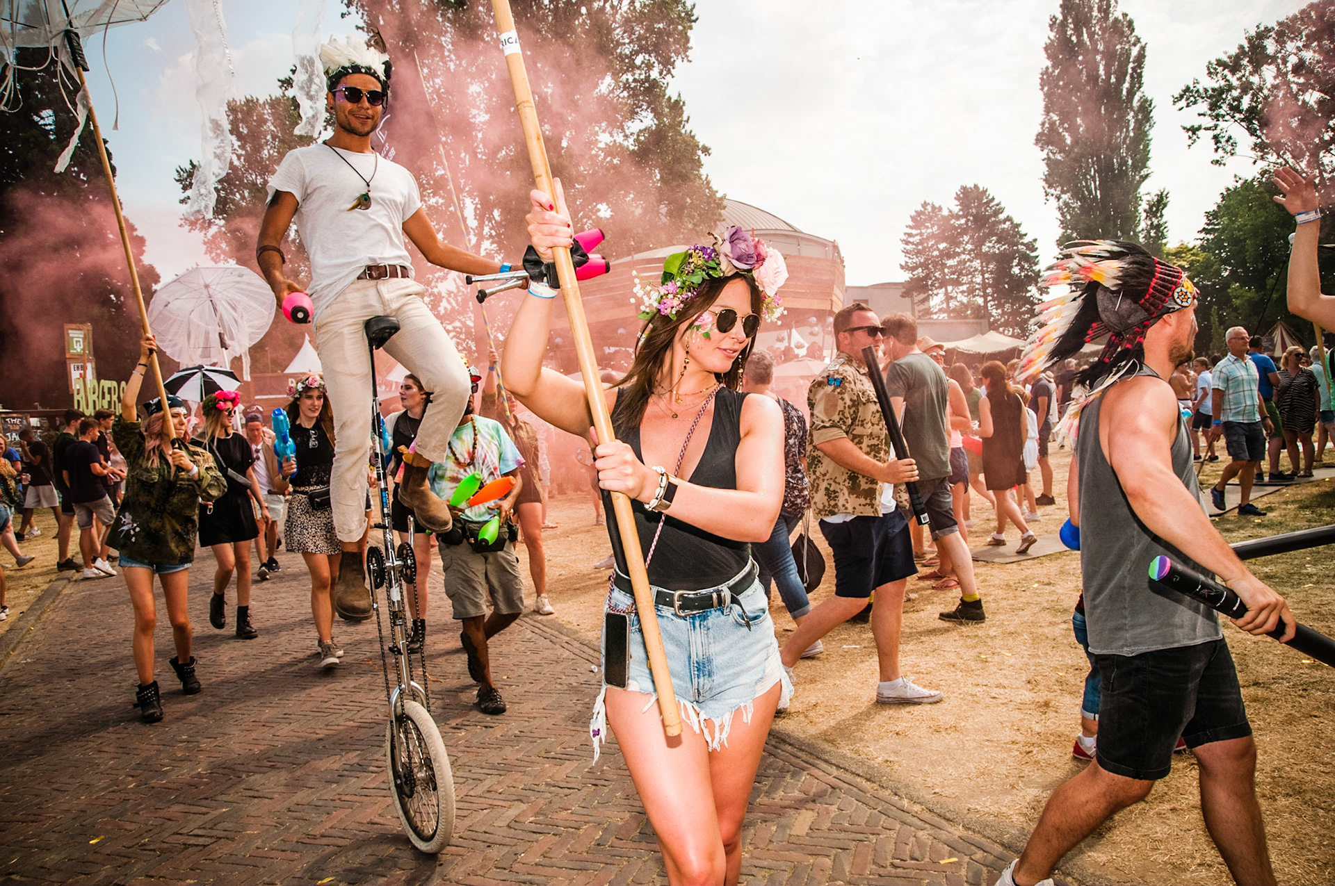 Zirkus Beatzarr. Parade tijdens ParkCity Live, Heerlen 29/30-6-2019