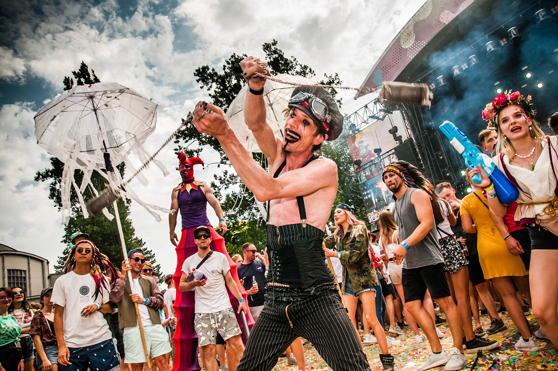 Zirkus Beatzarr. Parade tijdens ParkCity Live, Heerlen 29/30-6-2019