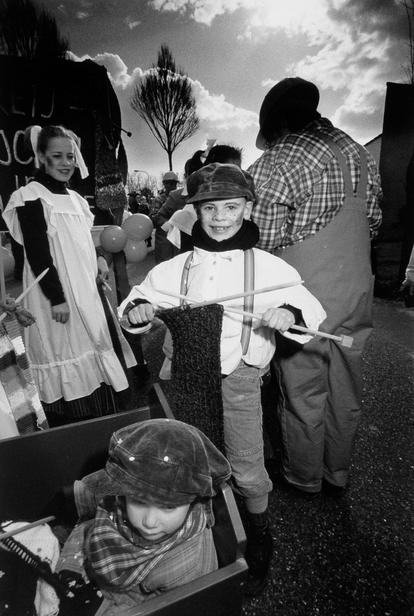 Carnavalsoptocht in Heythuizen 23-2-2004