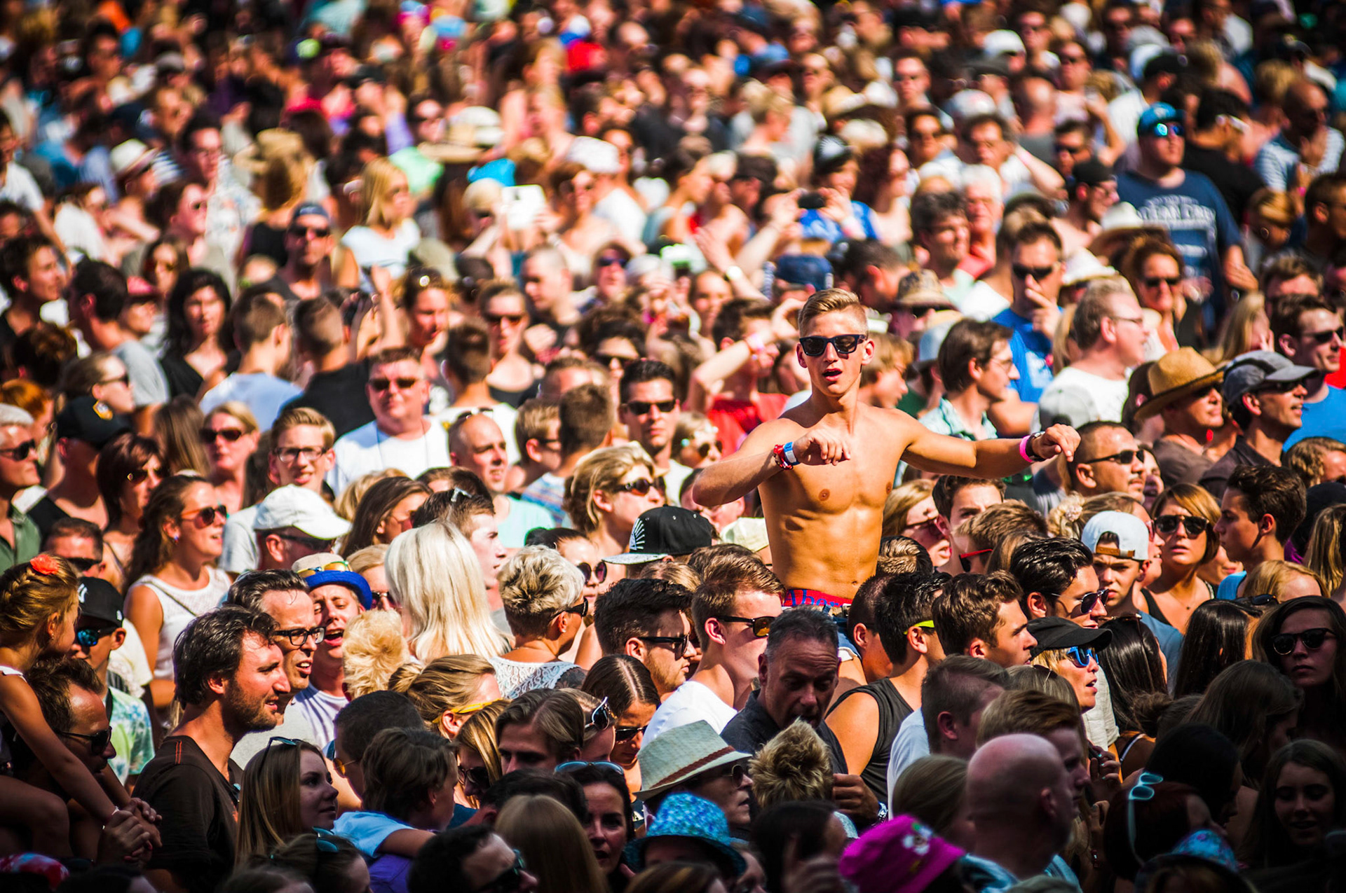 Publiek tijdens ParkCity Live, Heerlen 11-7-2015