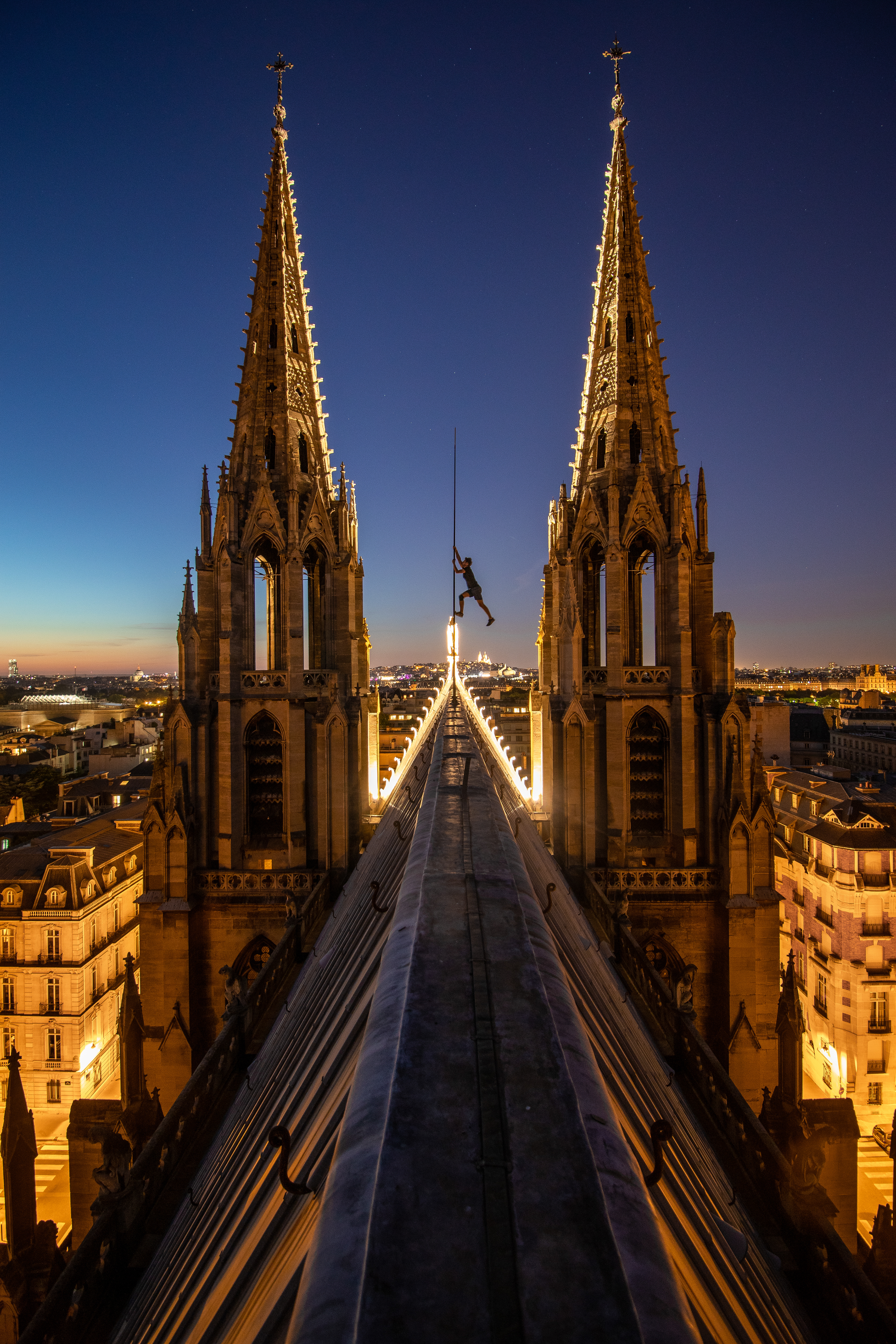Nouvelle gargouille sur Sainte-Clothilde
