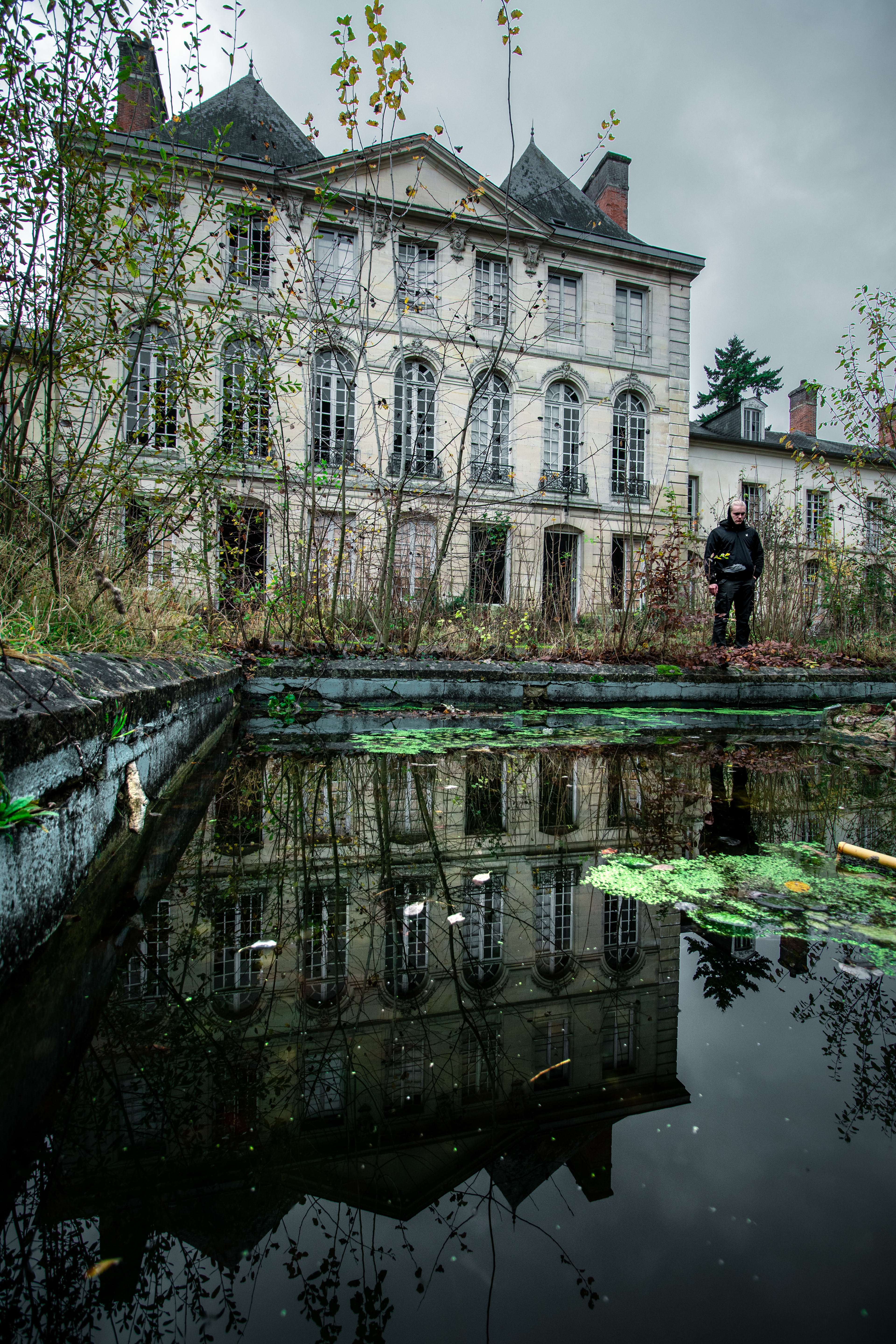 Sombre reflet pour une âme