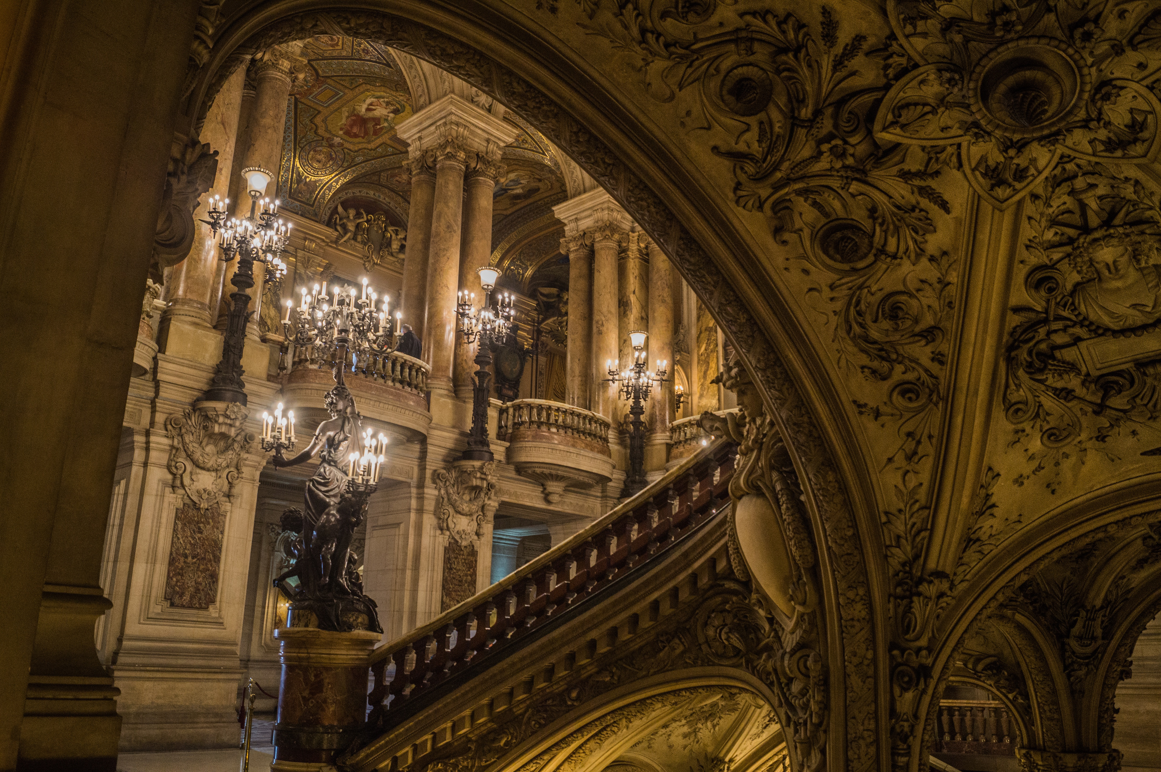 Opera House by Pablo Saccinto