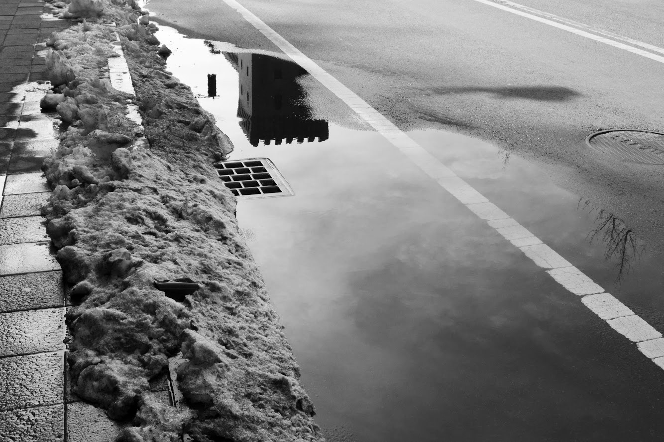 Saffron Huang black and white