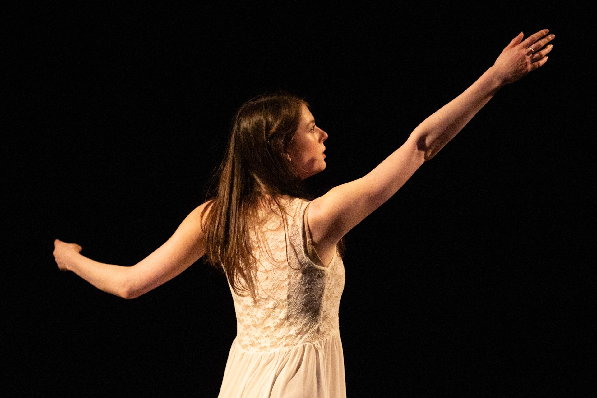 The Living Room features performative and choreographic thesis work of Dance Major, Adelle Welch ’25.