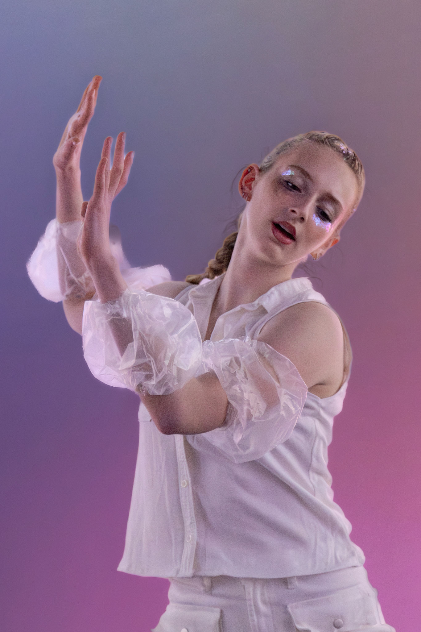 LEWISTON, Maine – Dancers perform in My Love Is Like Eternity, a choreographic thesis by Lola Buczkowski ’25, on Feb. 12, 2025, at Bates College’s Coram Library Immersive Media Studio. The durational performance invites audiences to experience movement up close in an intimate setting. (Photo by Sammy Weidenthal 2027 for Bates College)