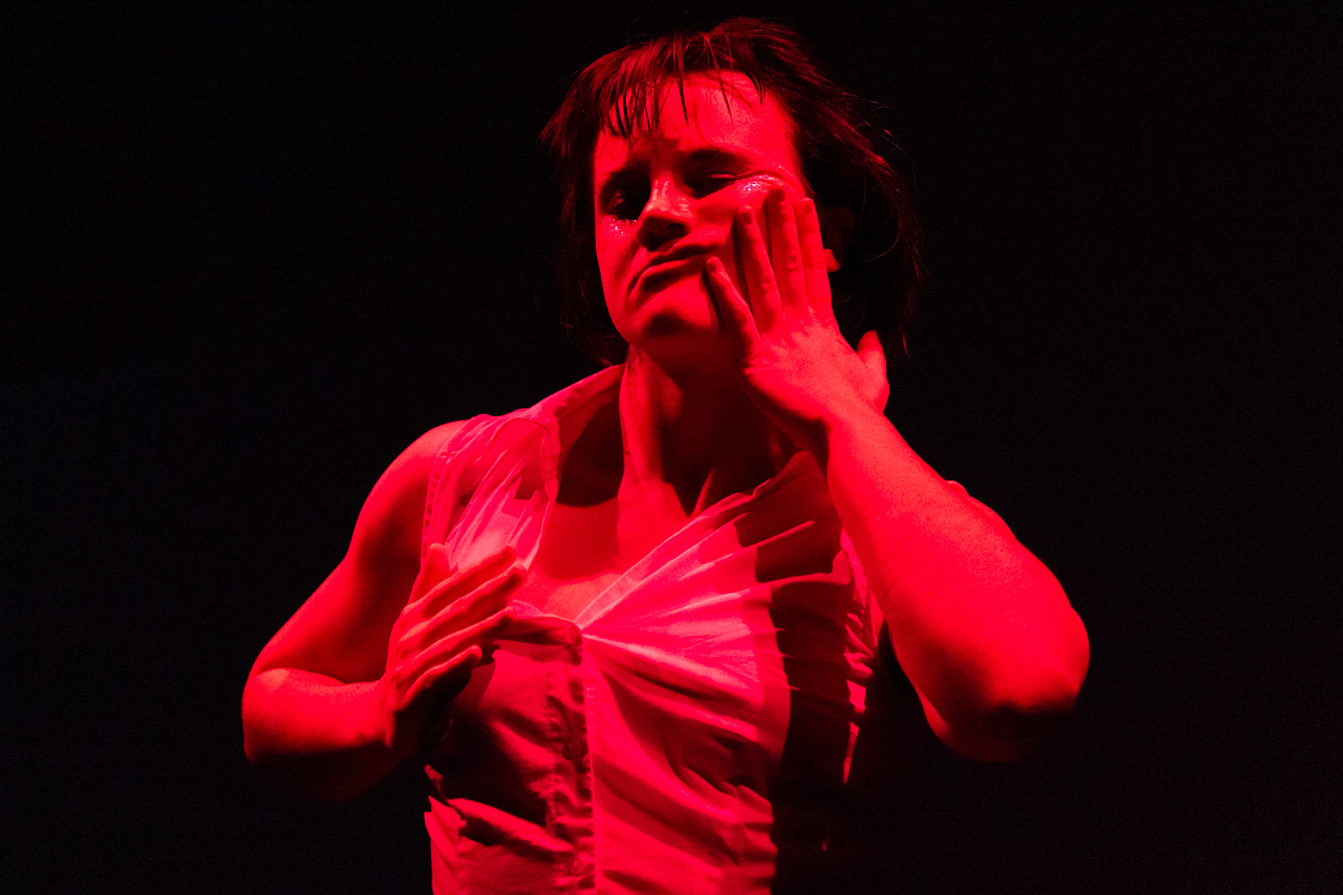 LEWISTON, Maine – Dancers perform in My Love Is Like Eternity, a choreographic thesis by Lola Buczkowski ’25, on Feb. 12, 2025, at Bates College’s Coram Library Immersive Media Studio. The durational performance invites audiences to experience movement up close in an intimate setting. (Photo by Sammy Weidenthal 2027 for Bates College)