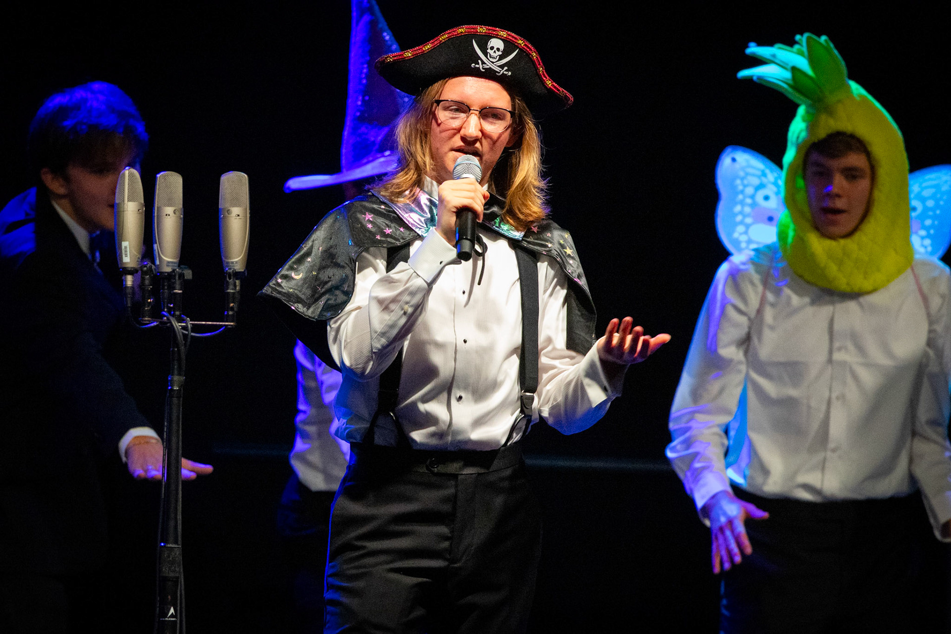 Bates hosts the annual acapella concert in Gray Cage on Friday evening of parents weekend.