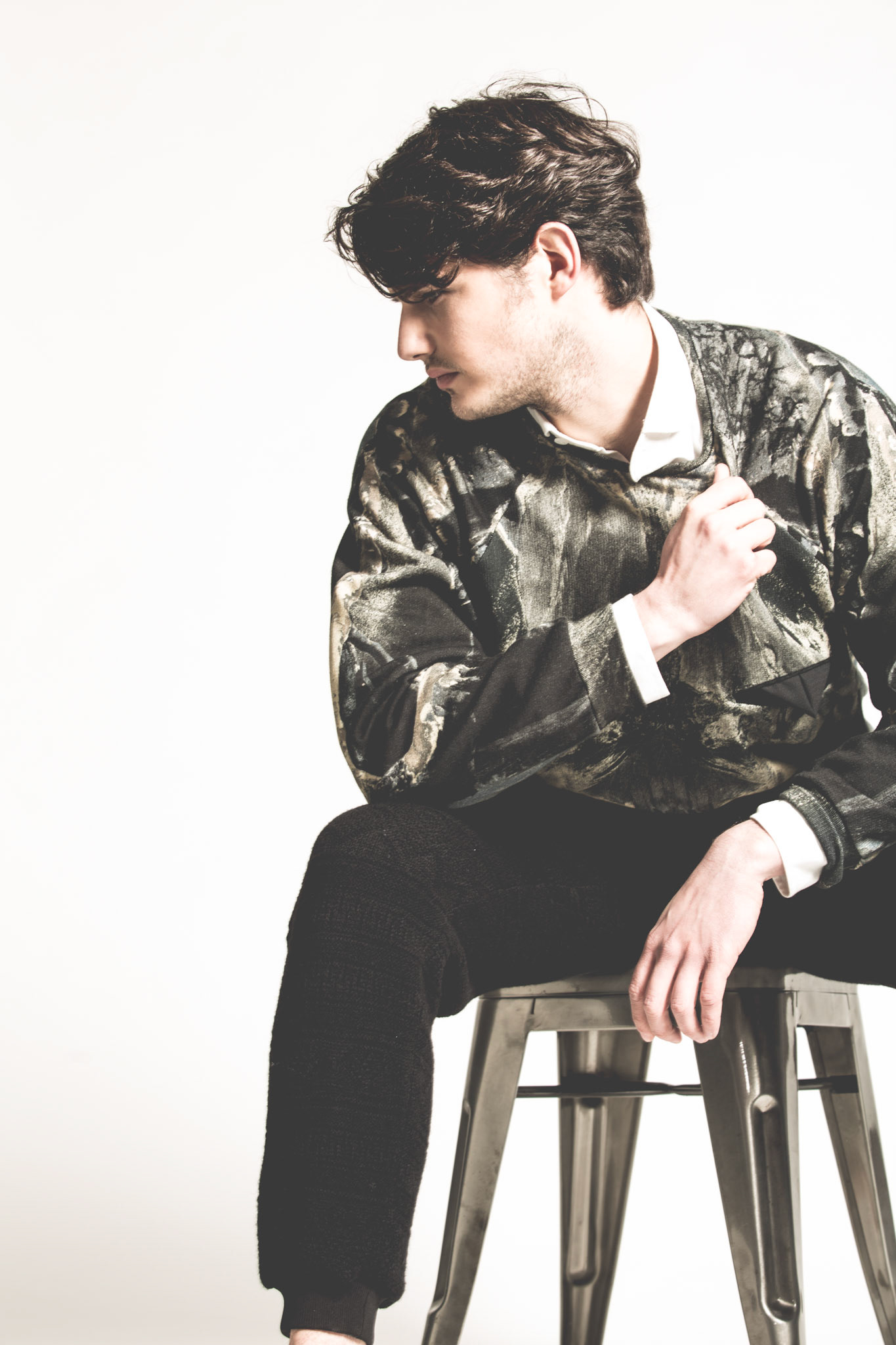 NOT FOR PUBLICATION PRIOR TO LICENSE PURCHASE - CONTACT kris@kriselliott.com