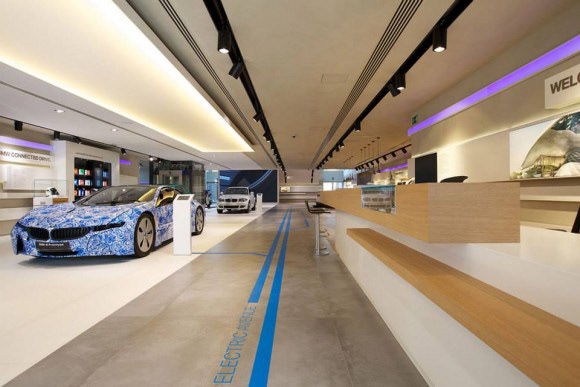 BMW Brand Store Brüssel - Iconic World