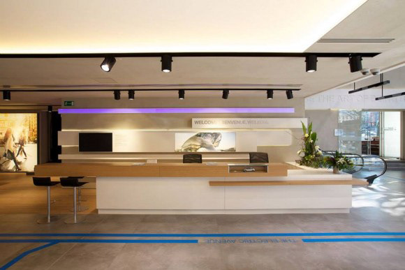 Brussels BMW Brand Store Earns 2014 Iconic Award for Interior Design -  autoevolution