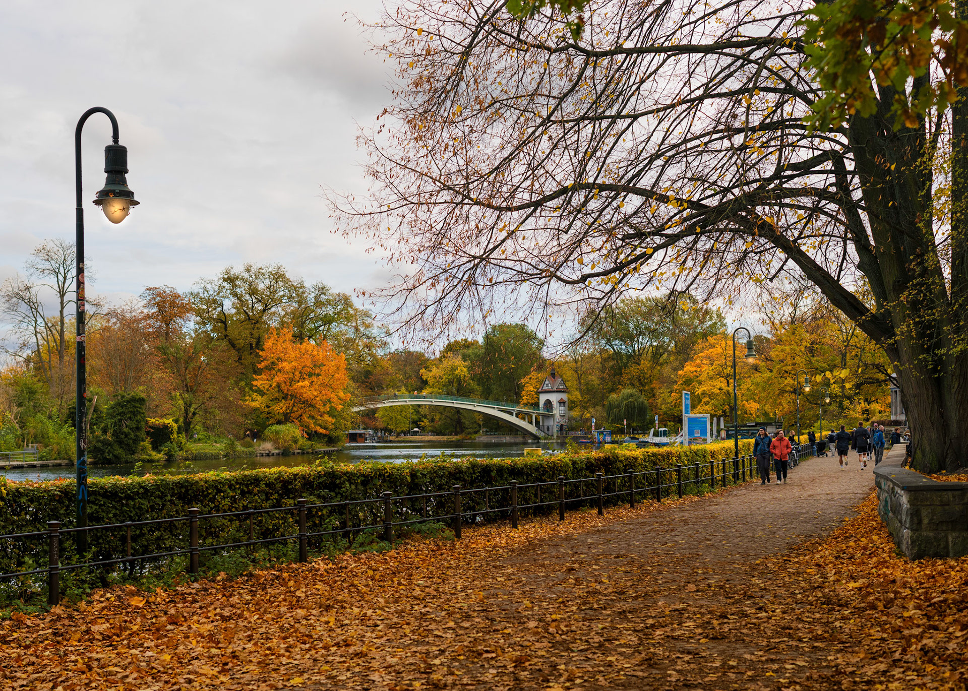 Abteibrücke | Abbey bridge in Treptower Park, Berlin