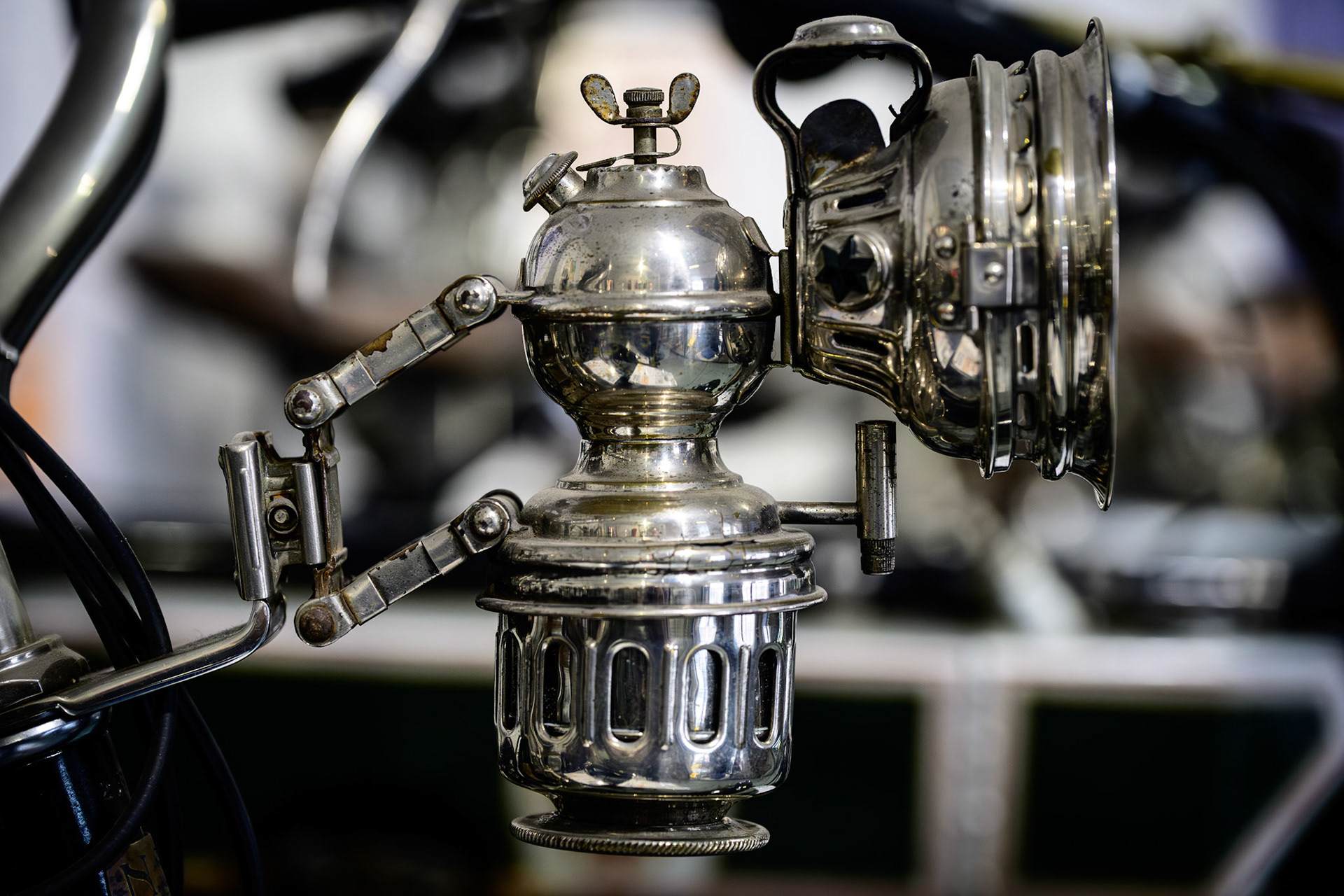 Karbidlampe eines Oldtimer-Motorrads (Museum Autovision, Altlußheim)