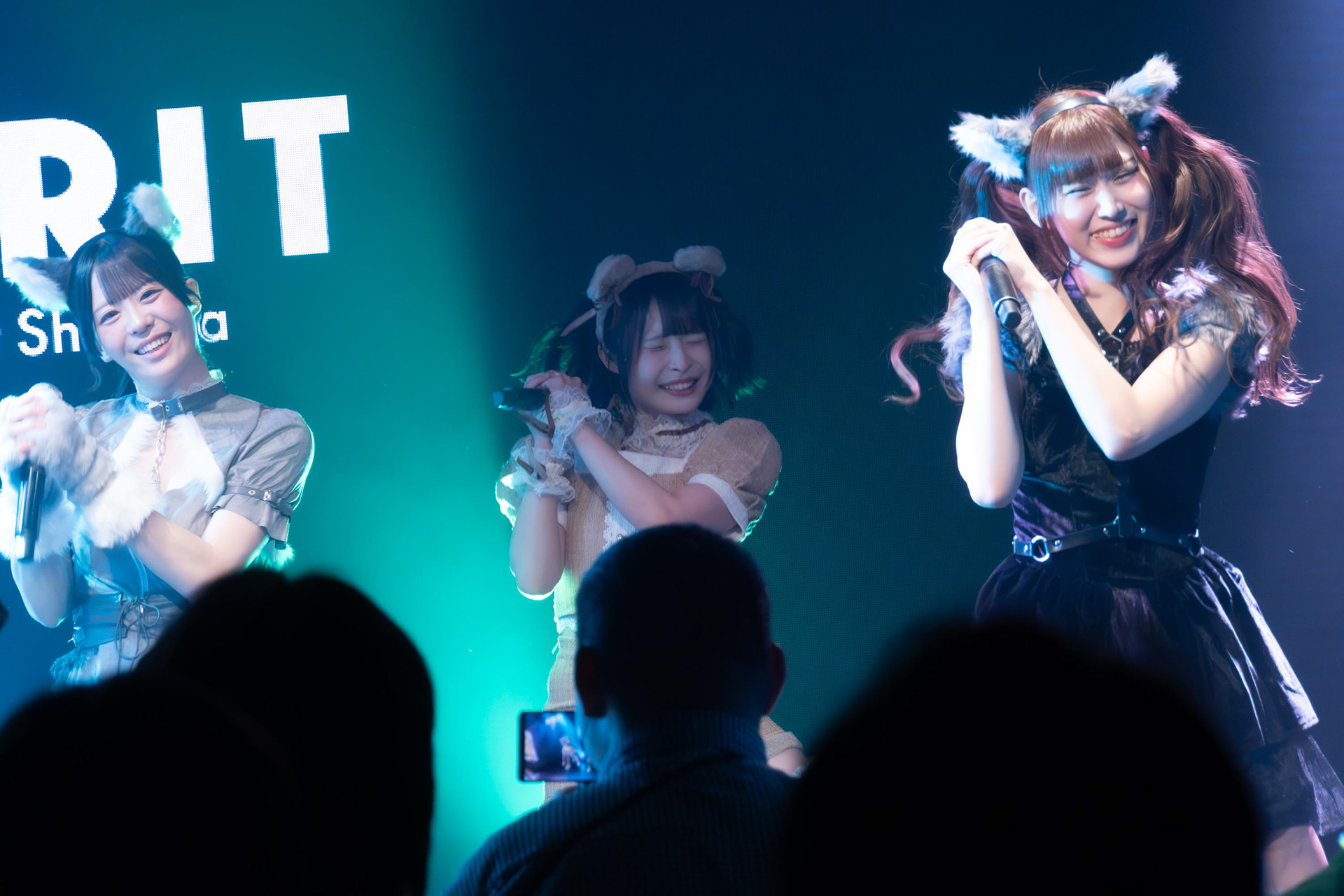 鳴海空良・宇彩ゆきな・鈴羽りら