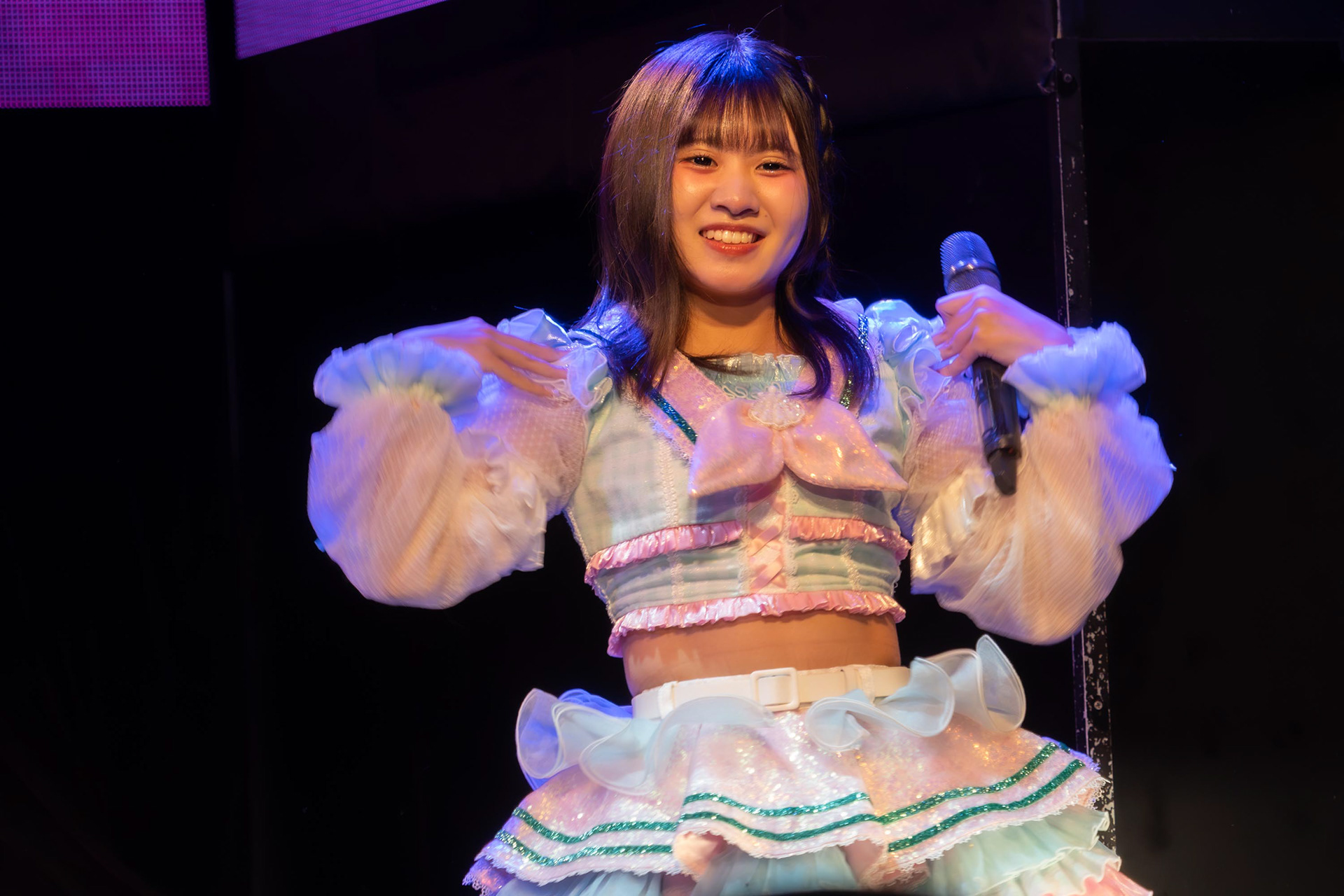 真陽菜りり