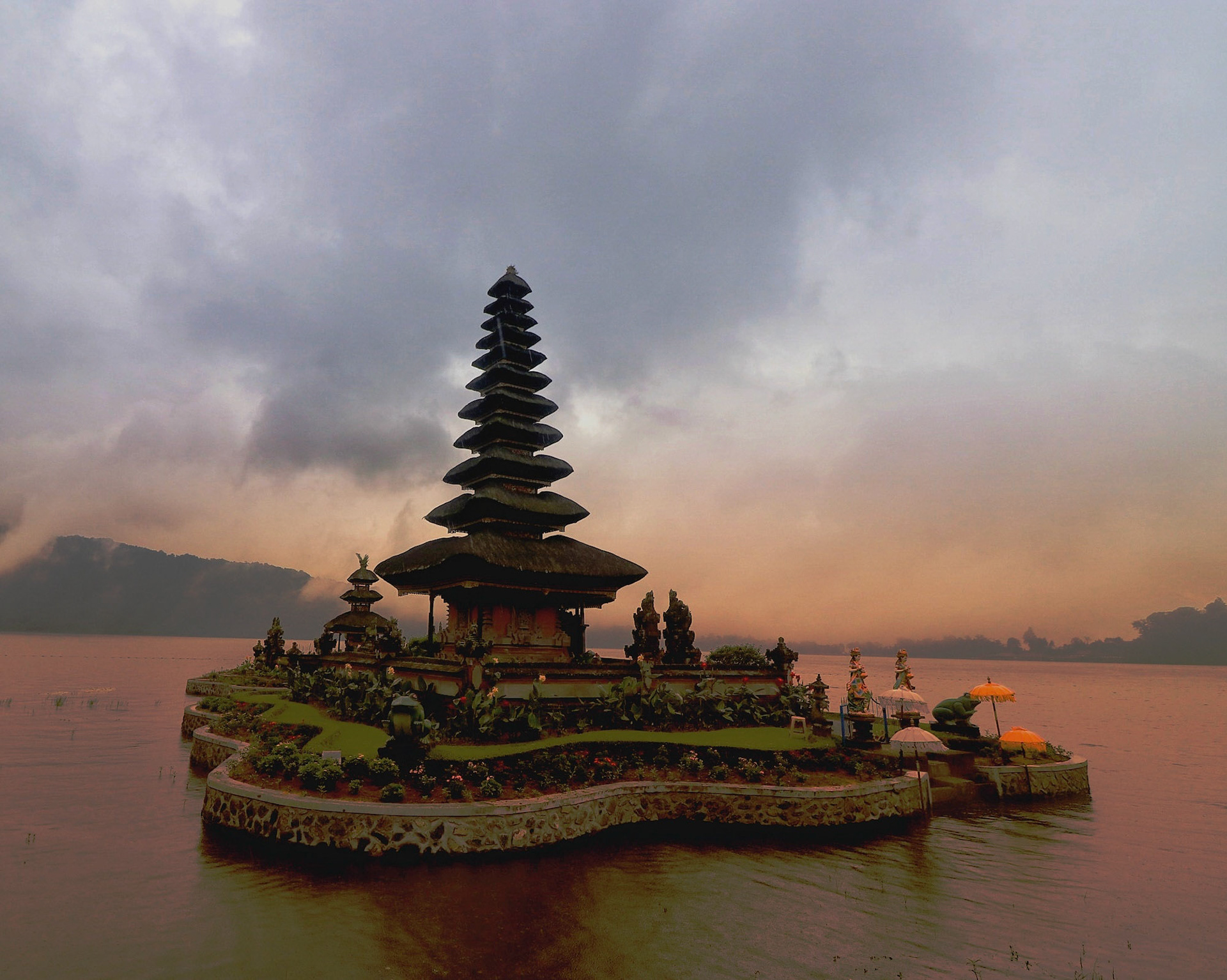 Temple in Lake Bali