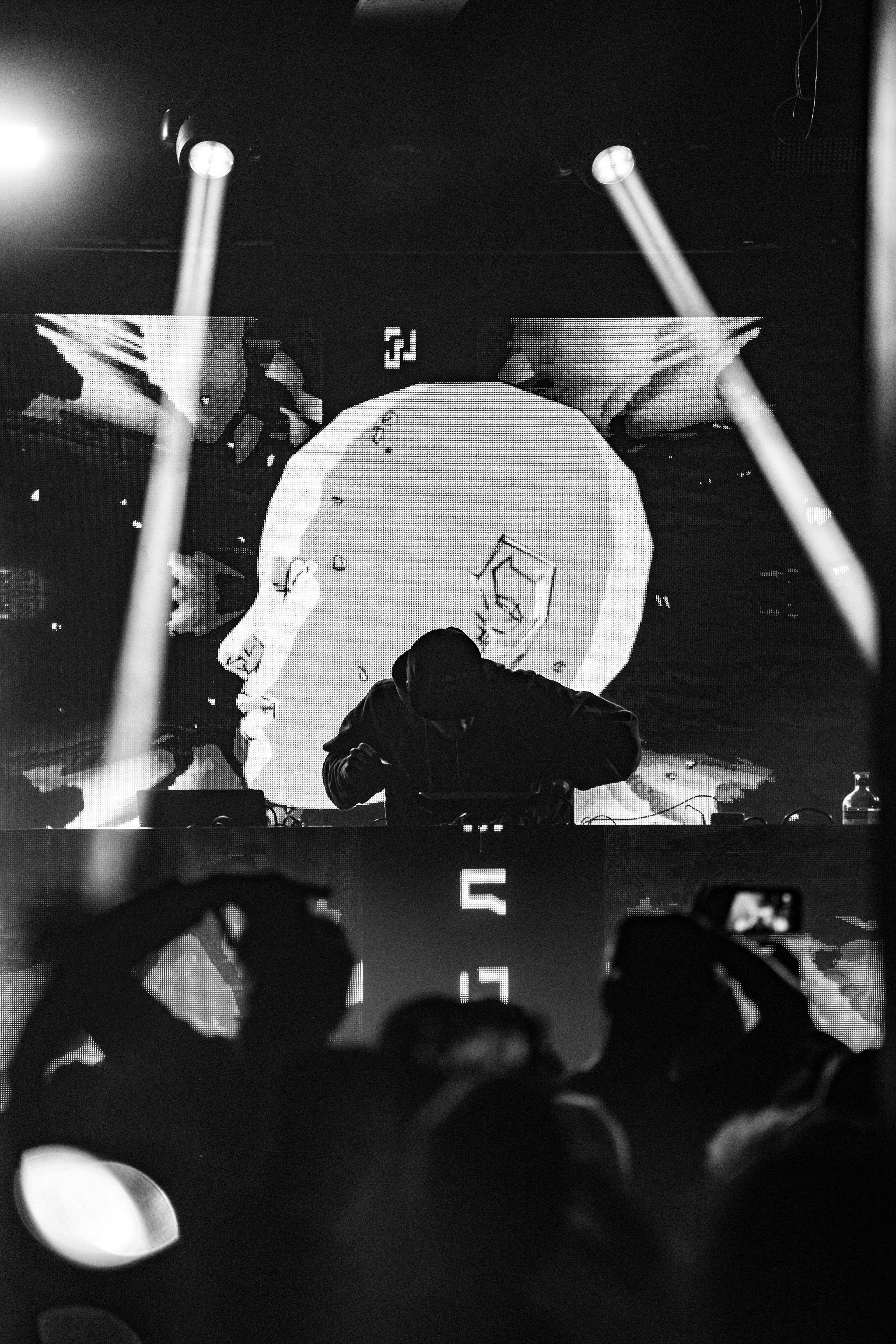 G Jones at Luna Tide 2021