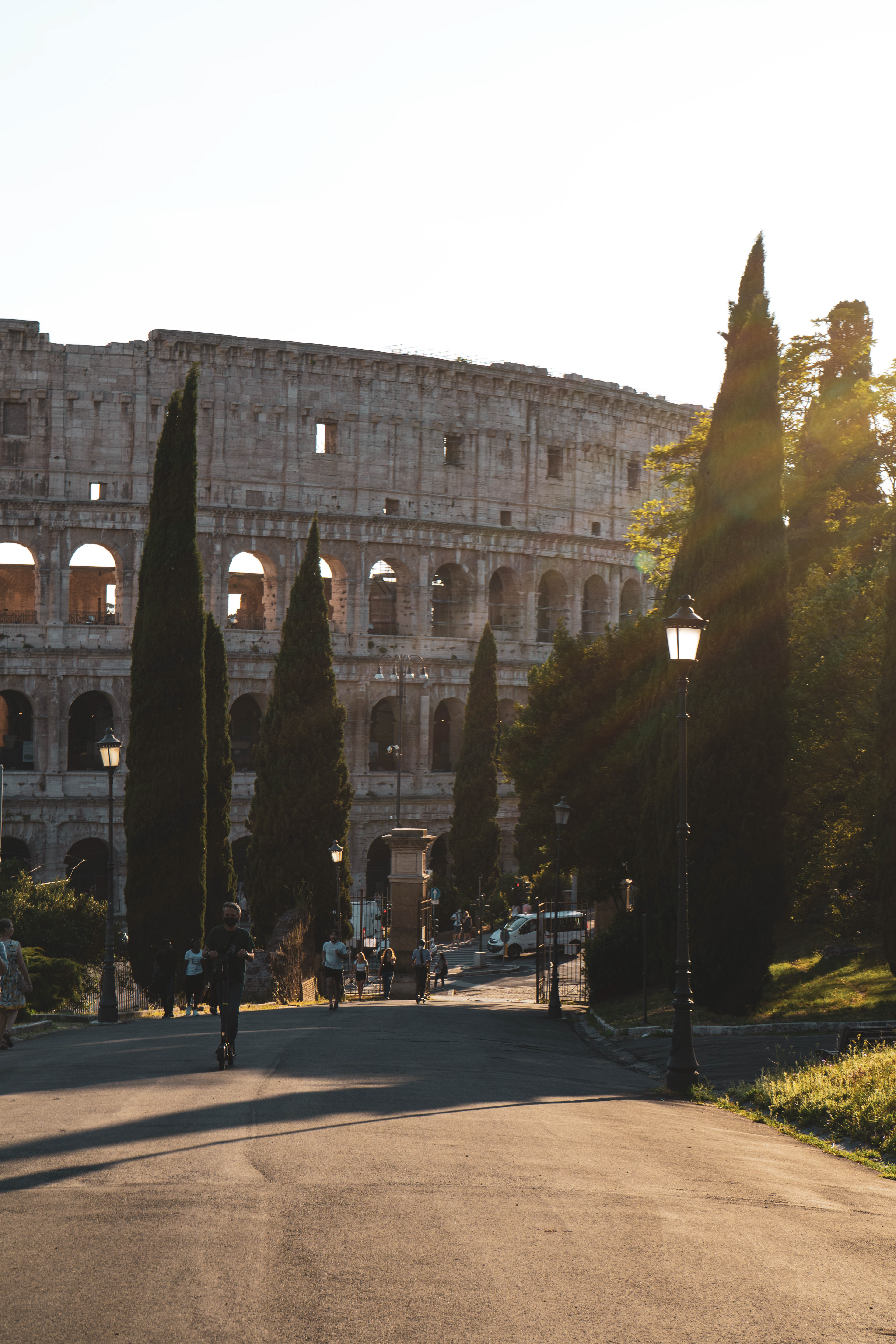 Walking towards the colosseum....