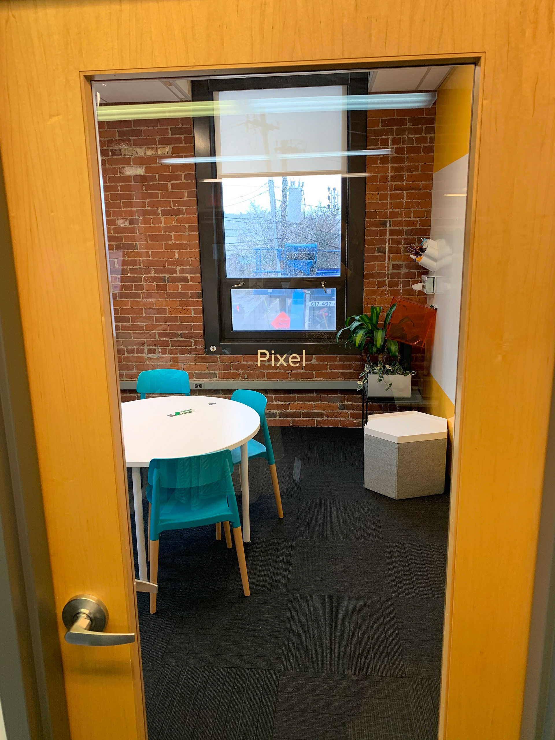 Formlabs conference room - Pixel