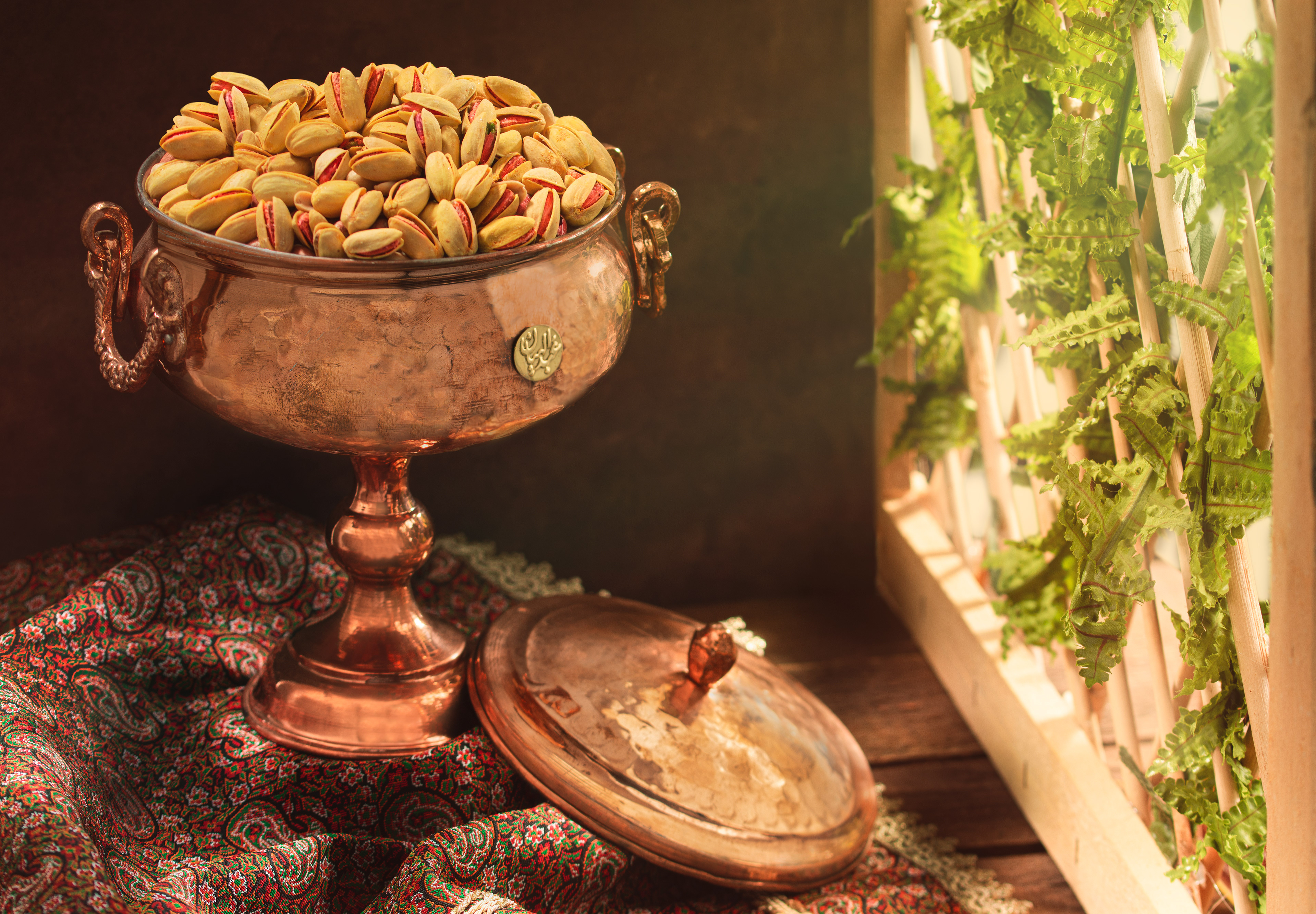 Bentwood Art Company, British Columbia, Canada(Abdolahian copper Dishware)