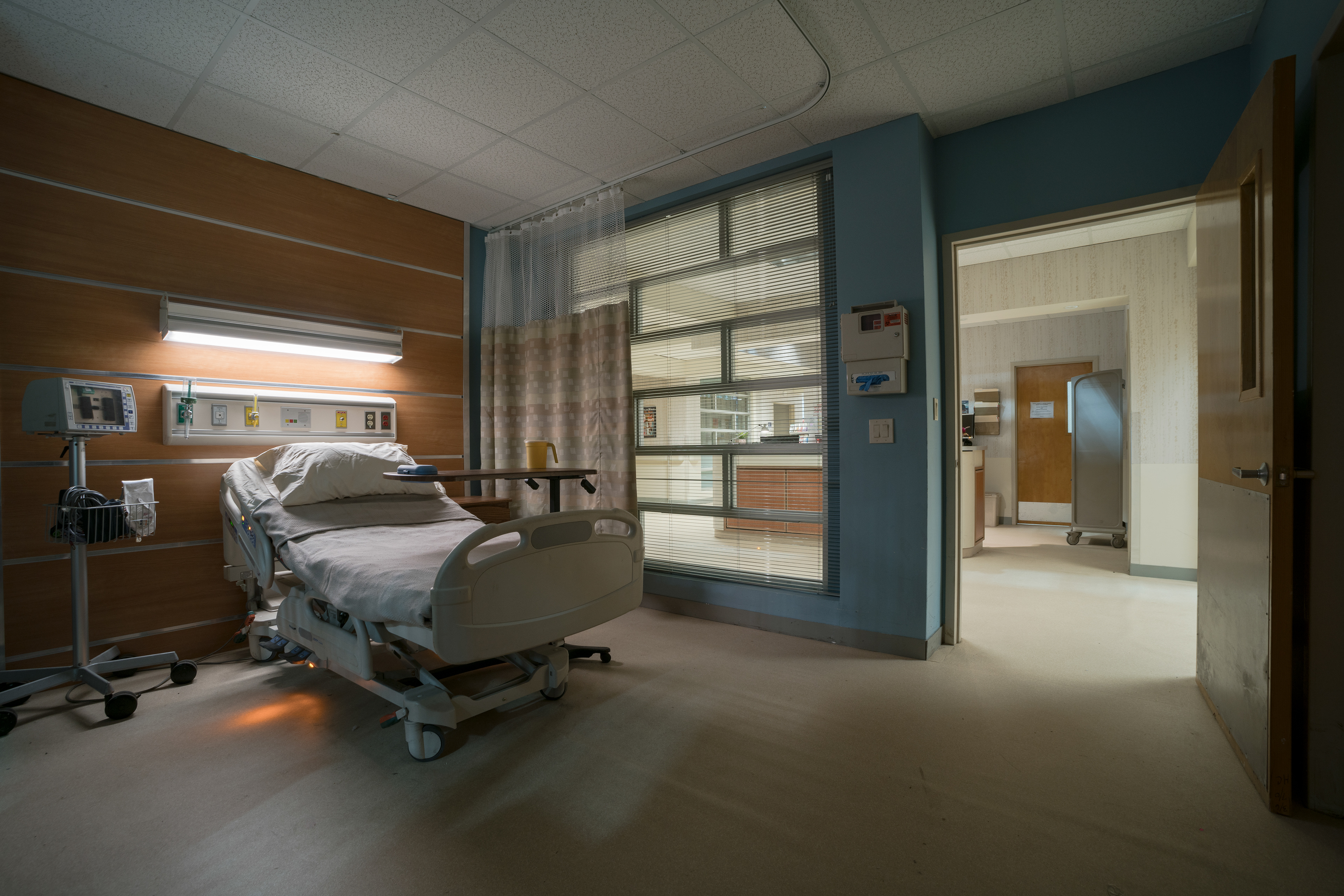 Hospital Patient Room Set