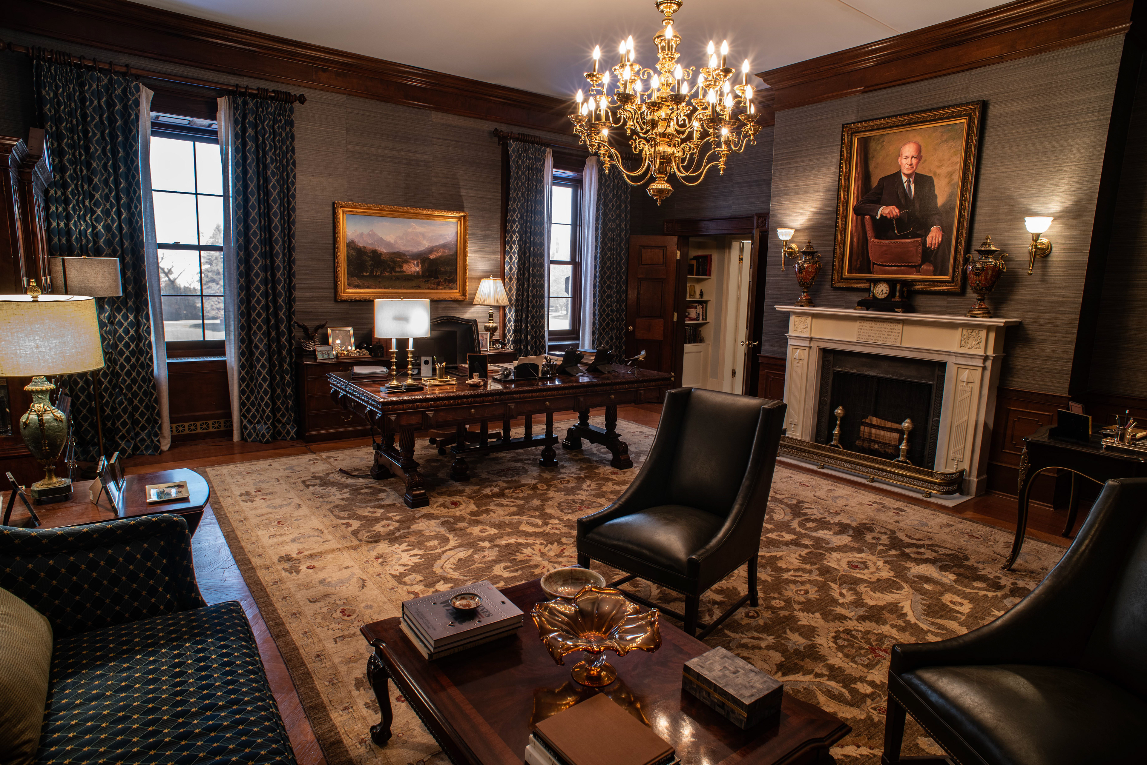 Int White House Residence Study