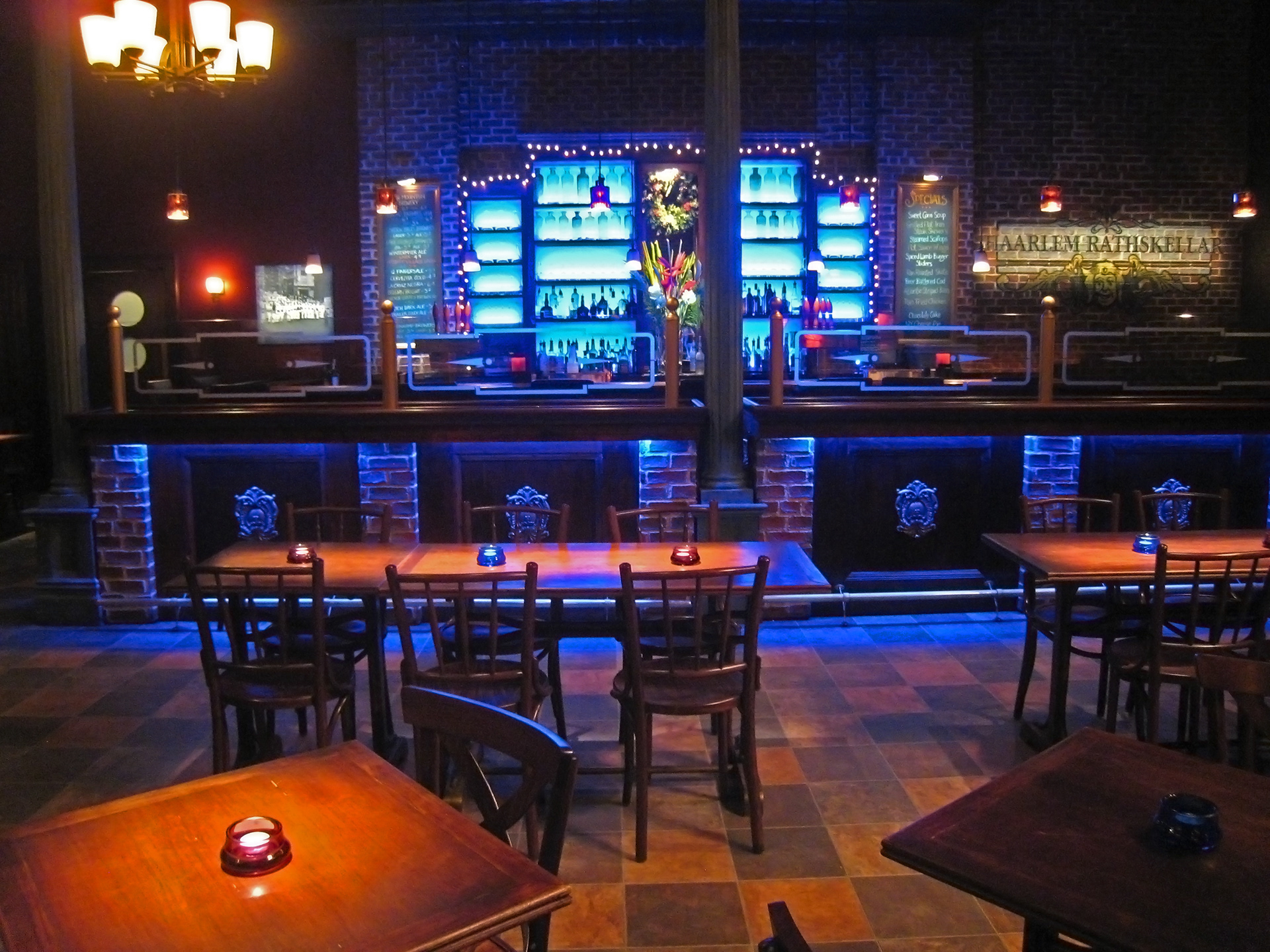 Harlem Ratskeller Bar Set