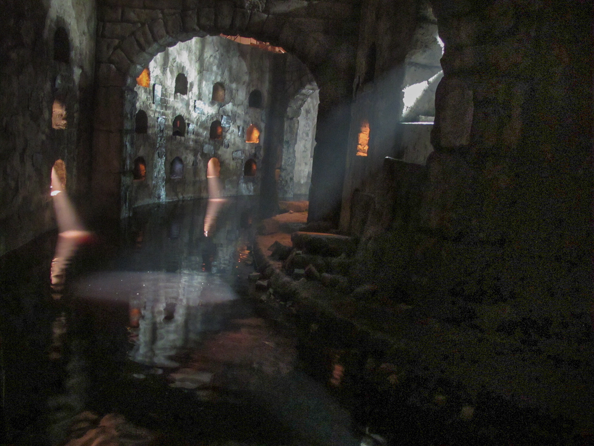 Catacombs Canal Set