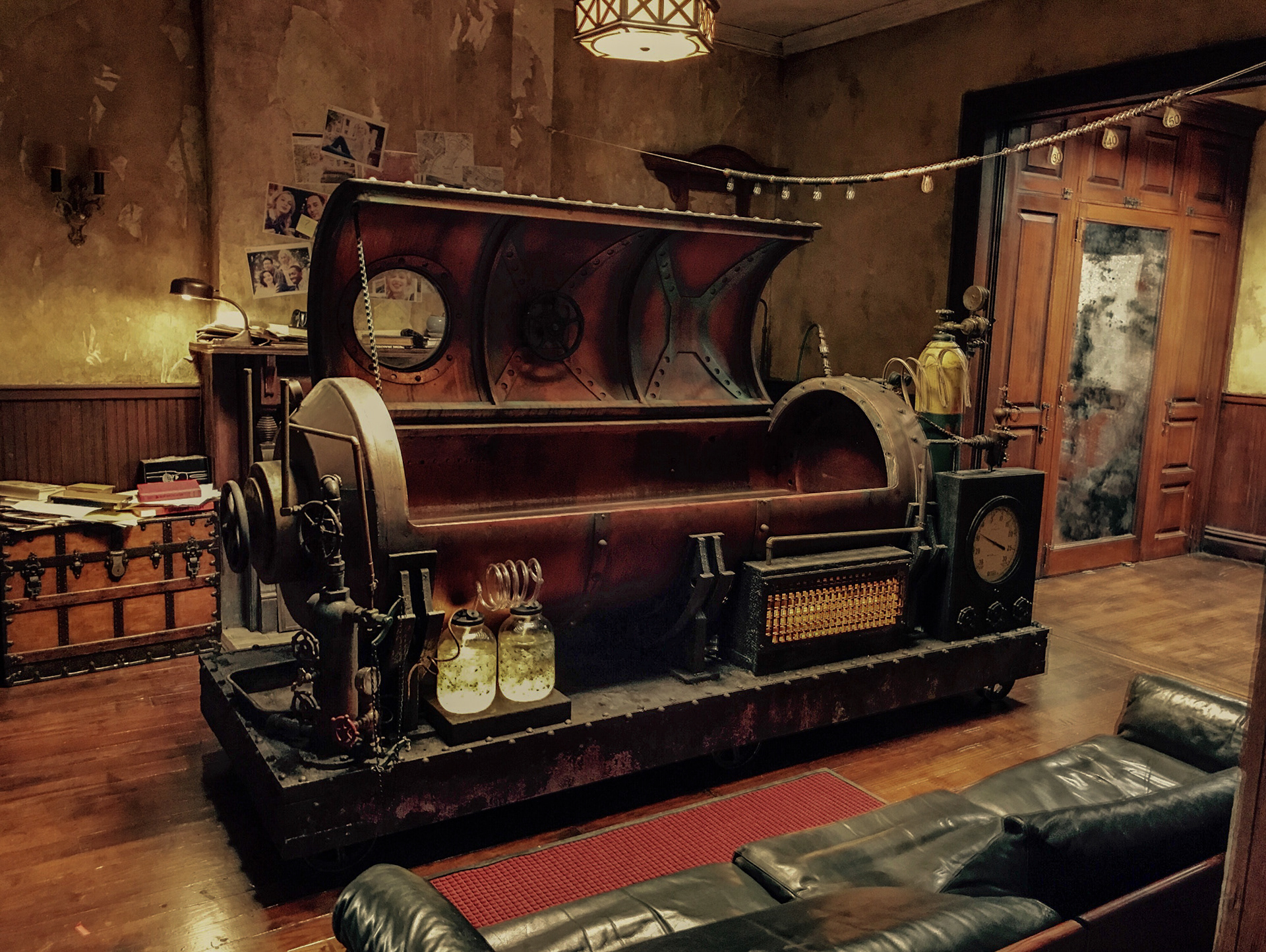 Brownstone Garden floor Set - Victorian Depravation Tank