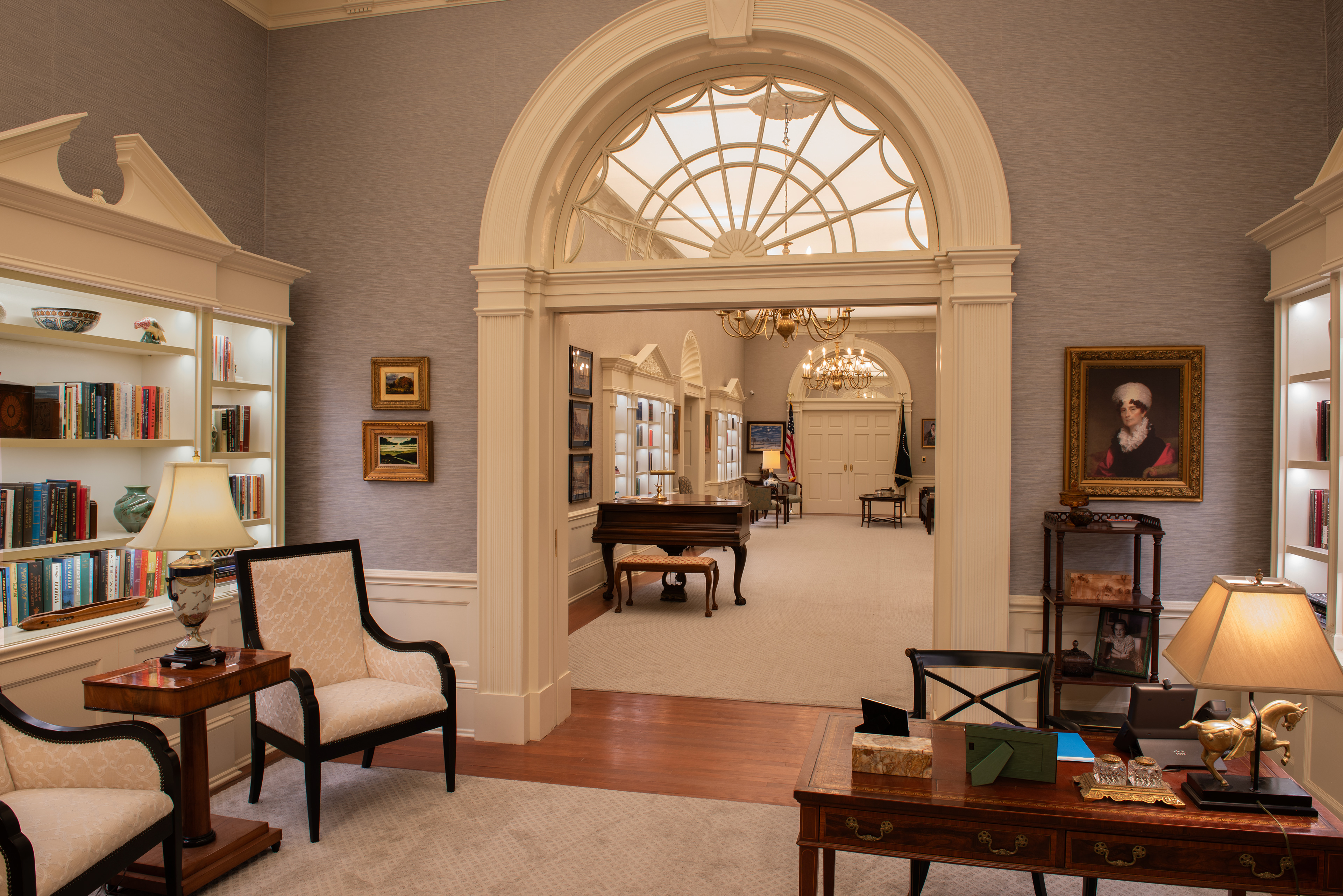 Int White House Residence Center Hall