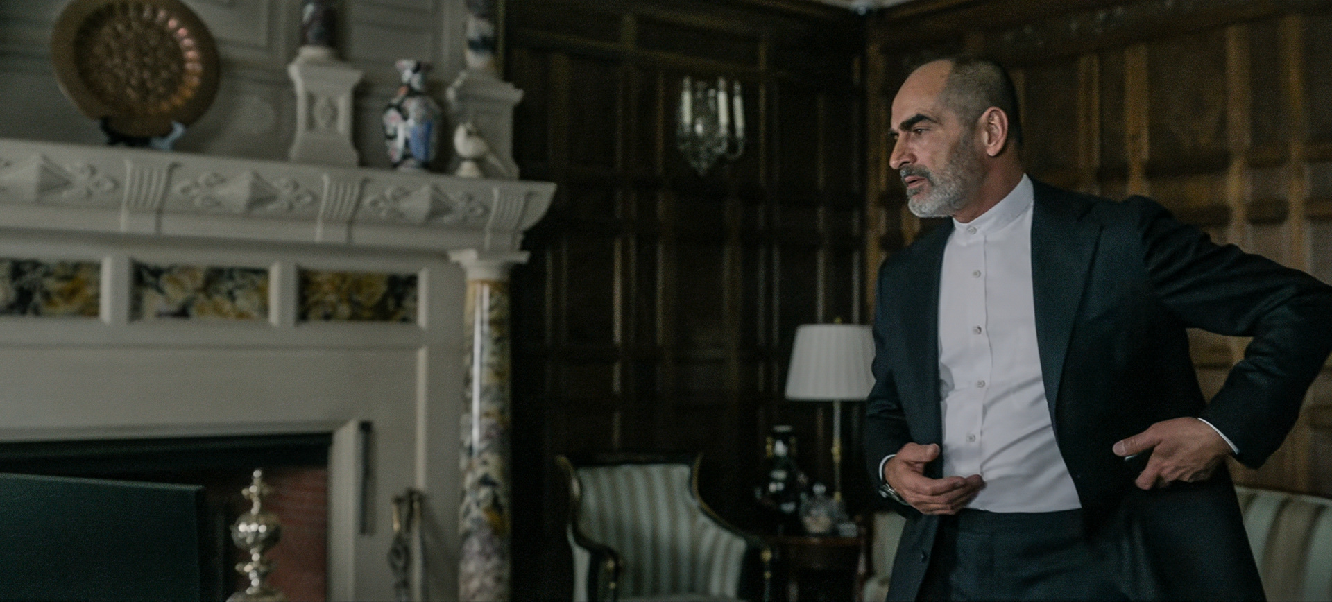 Int Iranian Mission Ambassador's Office Location Standing Set  