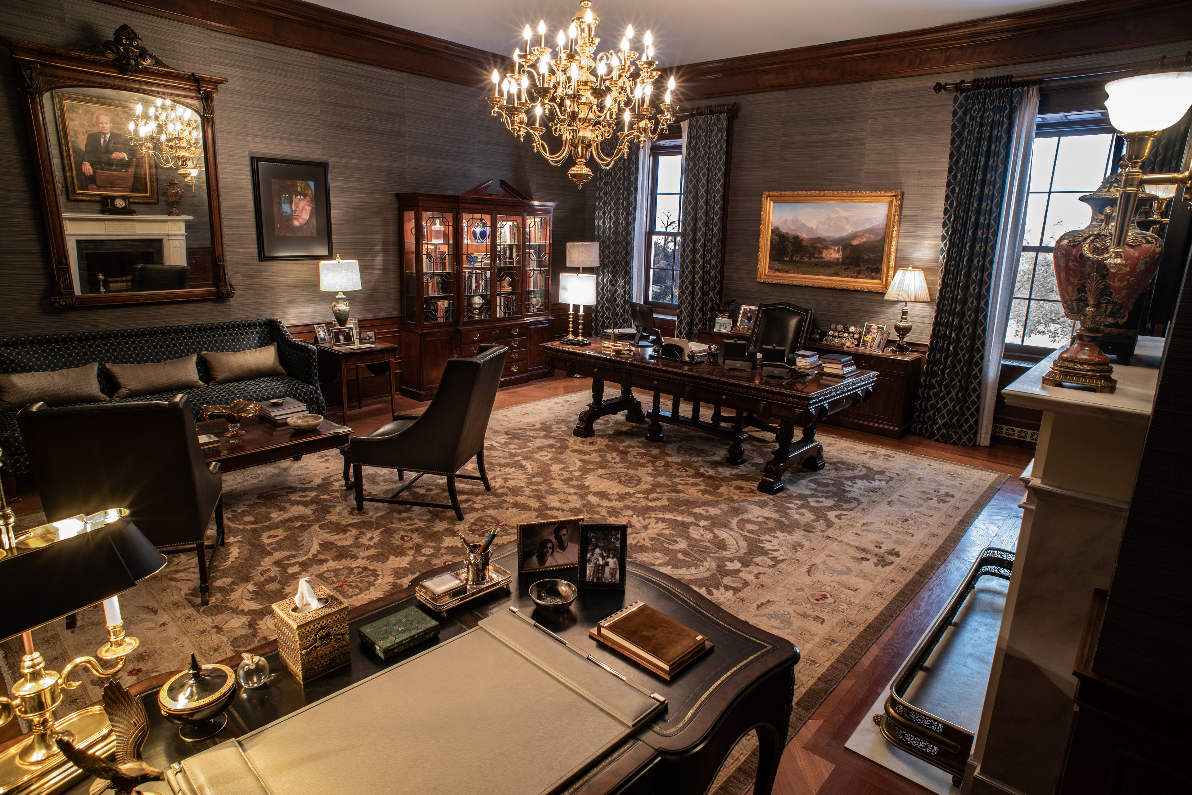 Int White House Residence Study