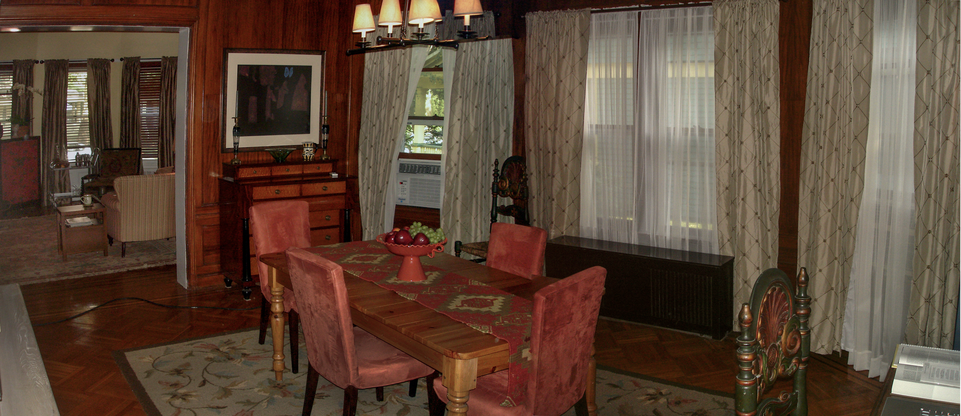 Elizabeth's Home Dinning Room Location