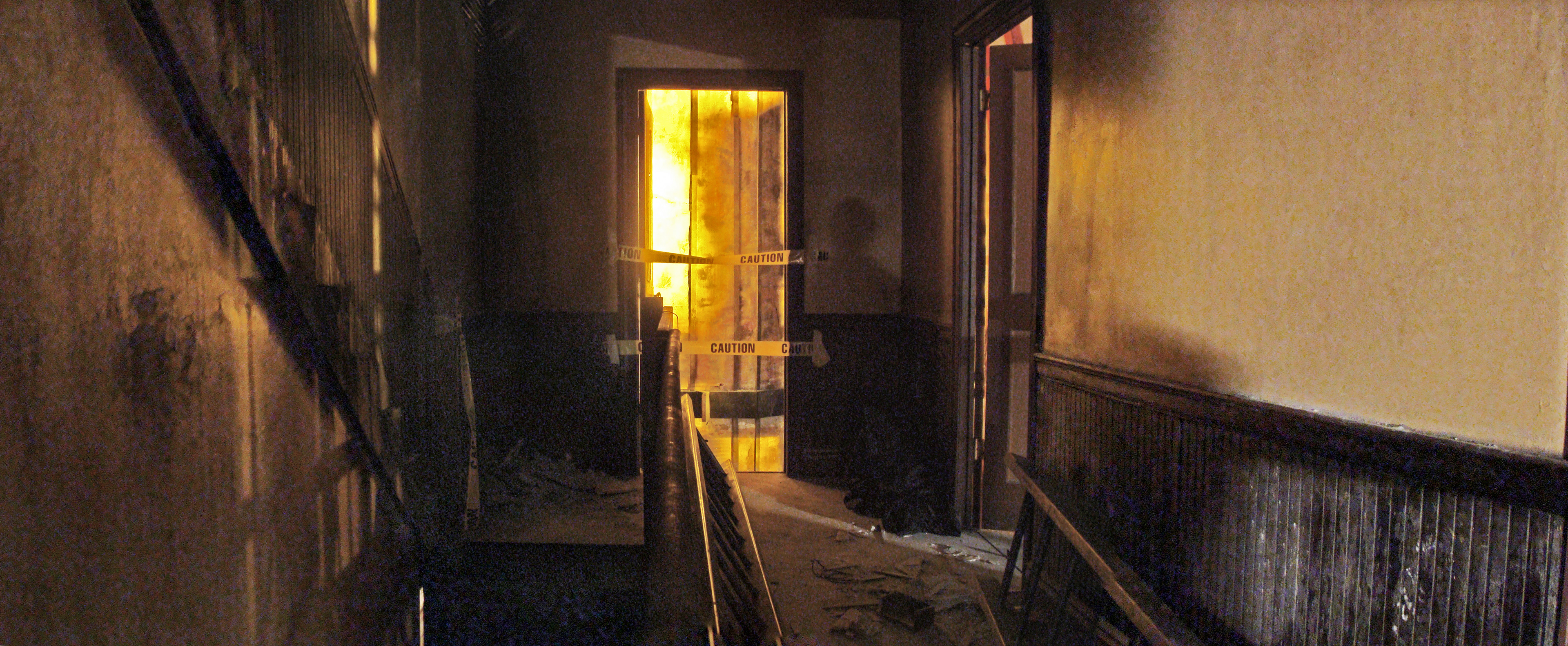 Floorless Brownstone Hallway Set