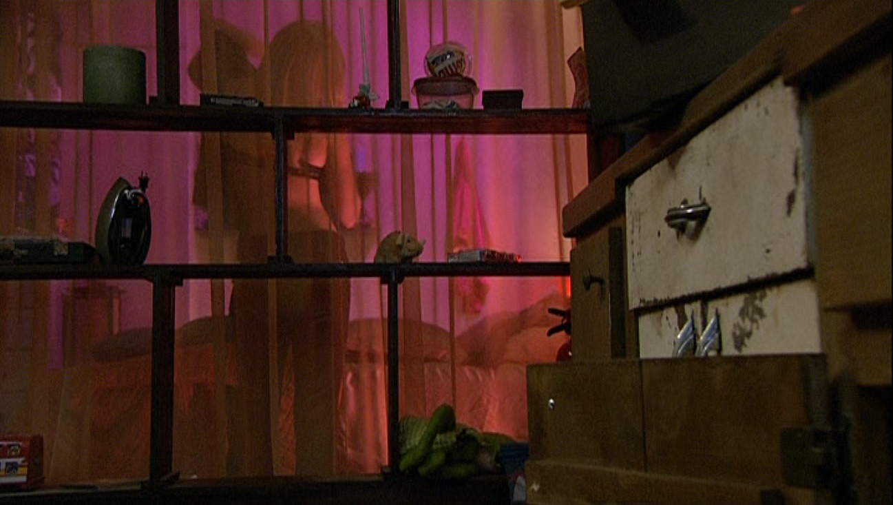 Season 7 Tommy's Apt. Set 