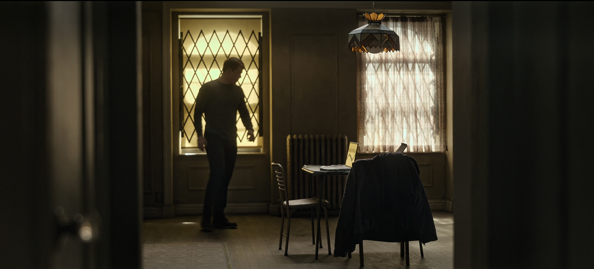 Int Peter's Apartment Set