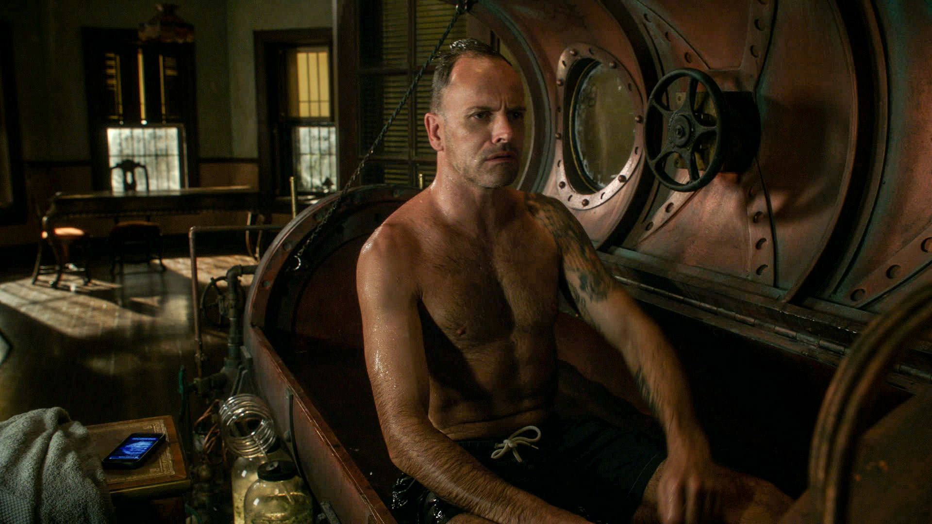 Brownstone Garden Level Set - Victorian Depravation Tank