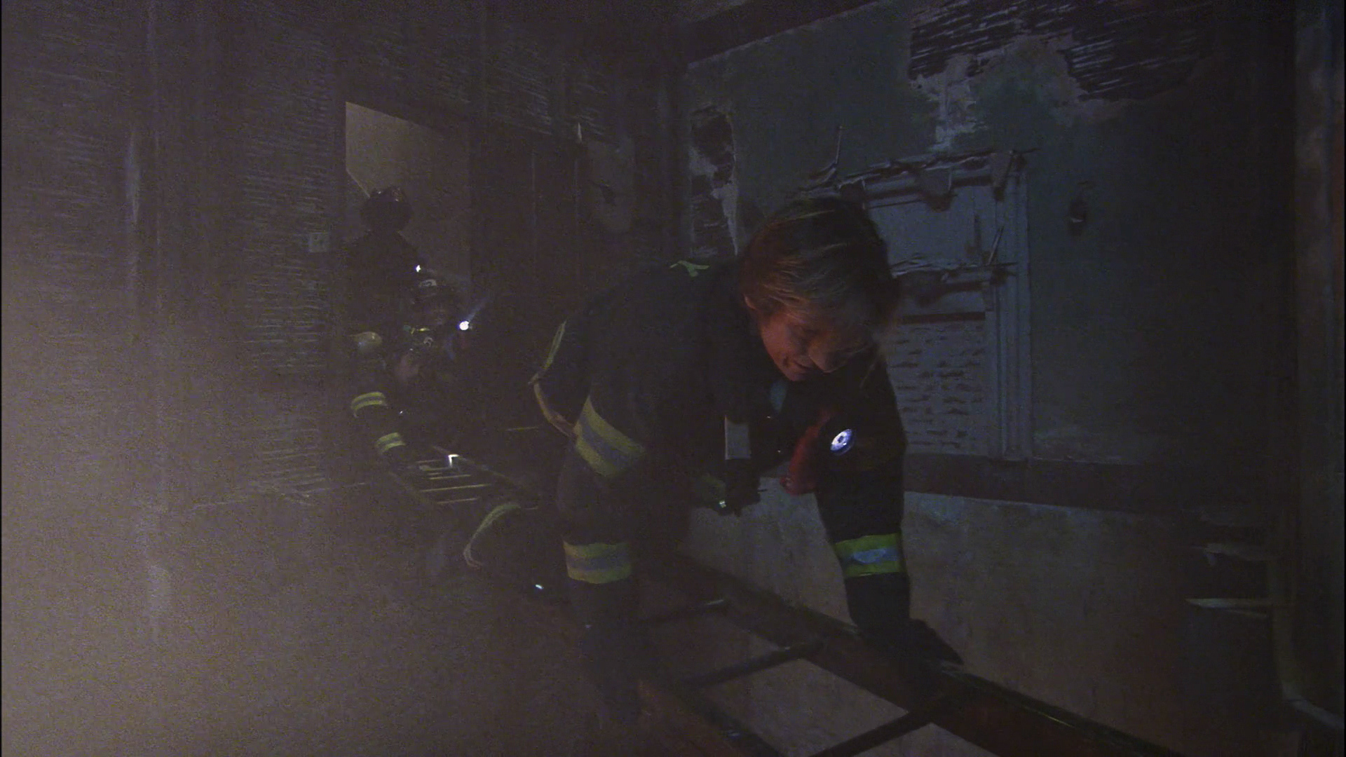 Floorless Brownstone Set