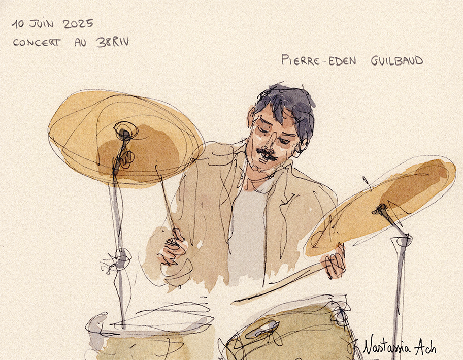 10 juin 2025 - 38Riv jazz club - Pierre-Eden Guilbaud (batteur) - concert de jazz « Alexis Valet Invite Pierrick Pédron » - croquis sur le vif © Nastassia Ach