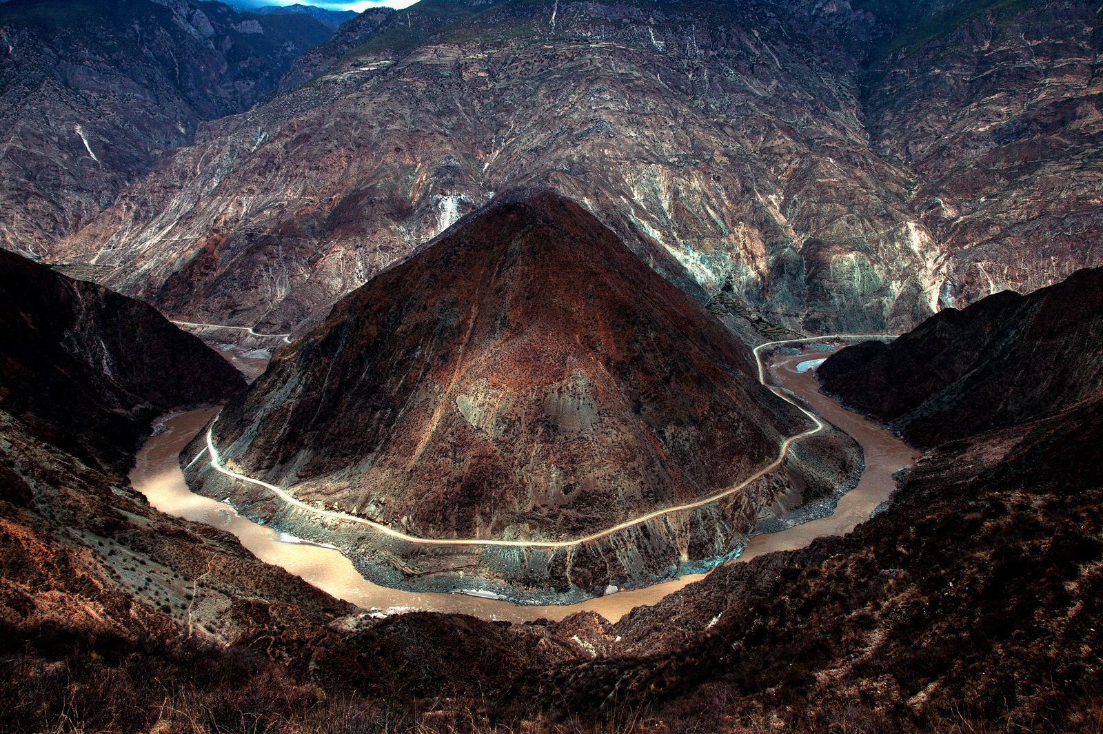 Bend in the Yangtze River, China