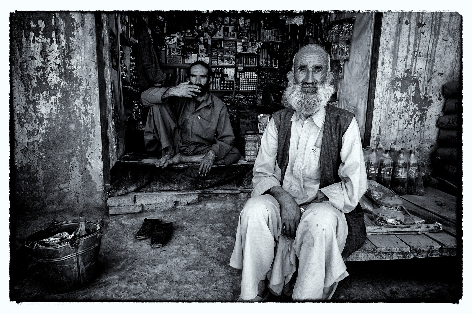 Men in Market, Kabul