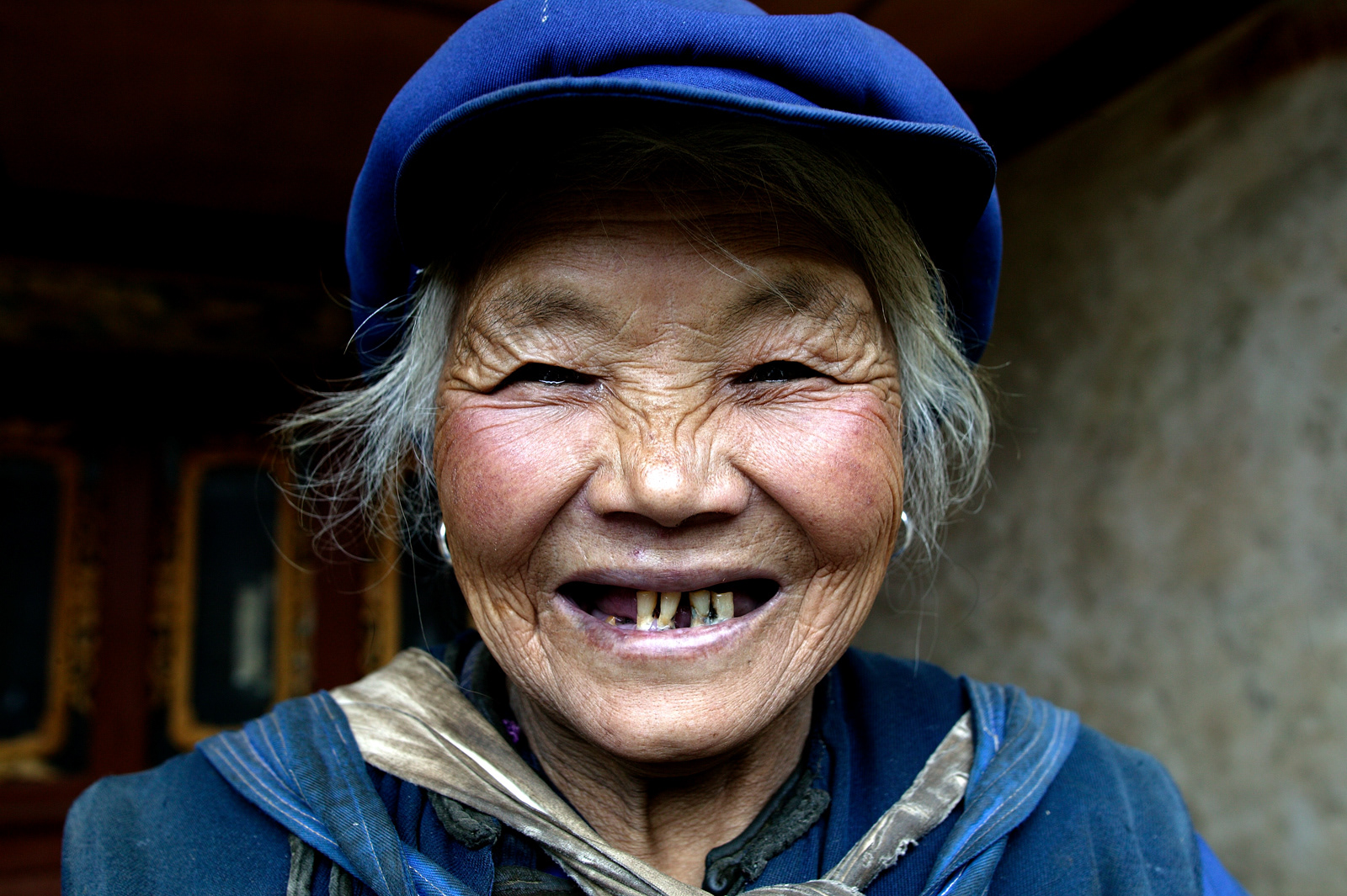 Smiling lady, Lijiang, China