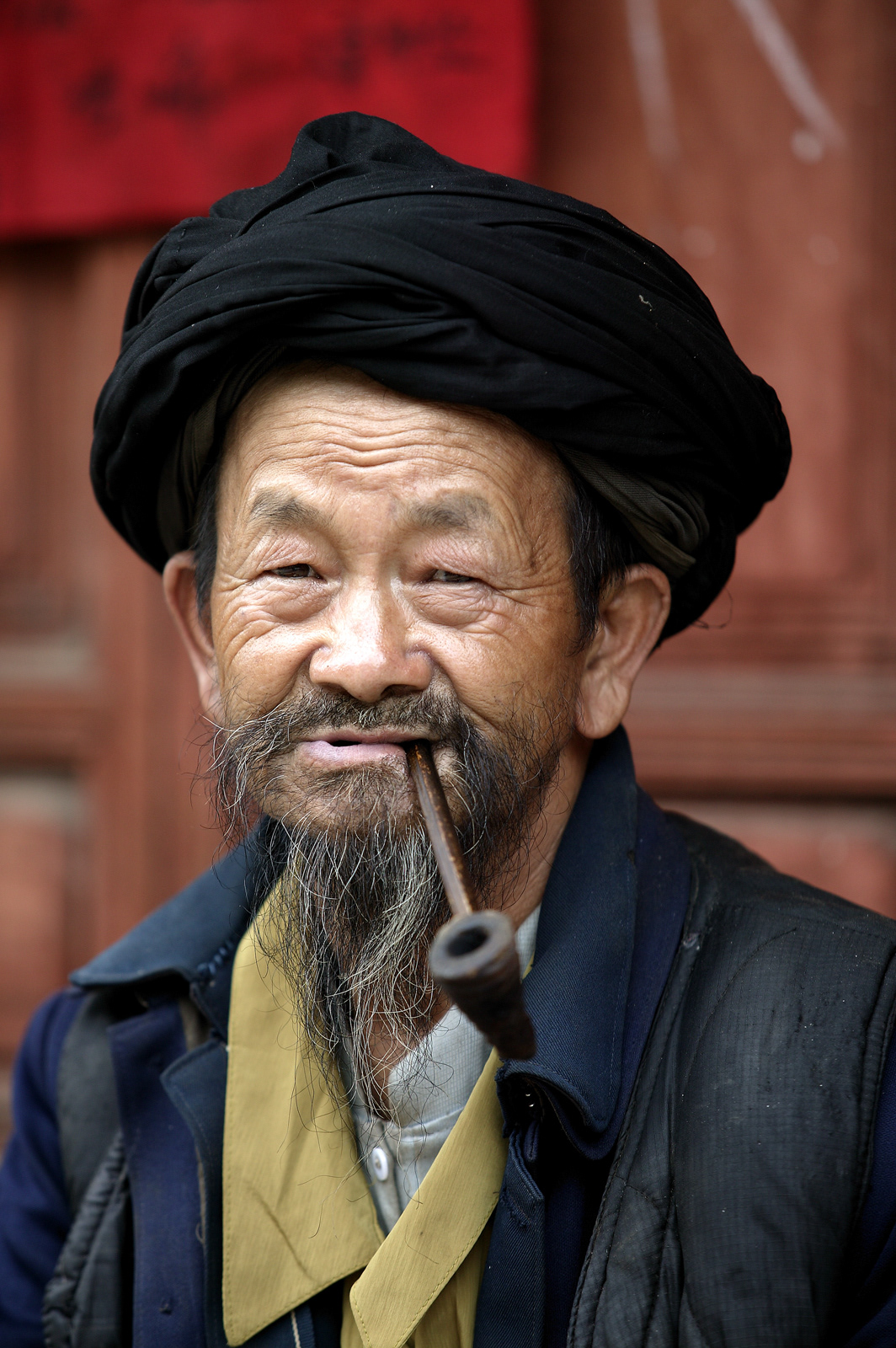 Smoking pipe, Yunnan Province, China