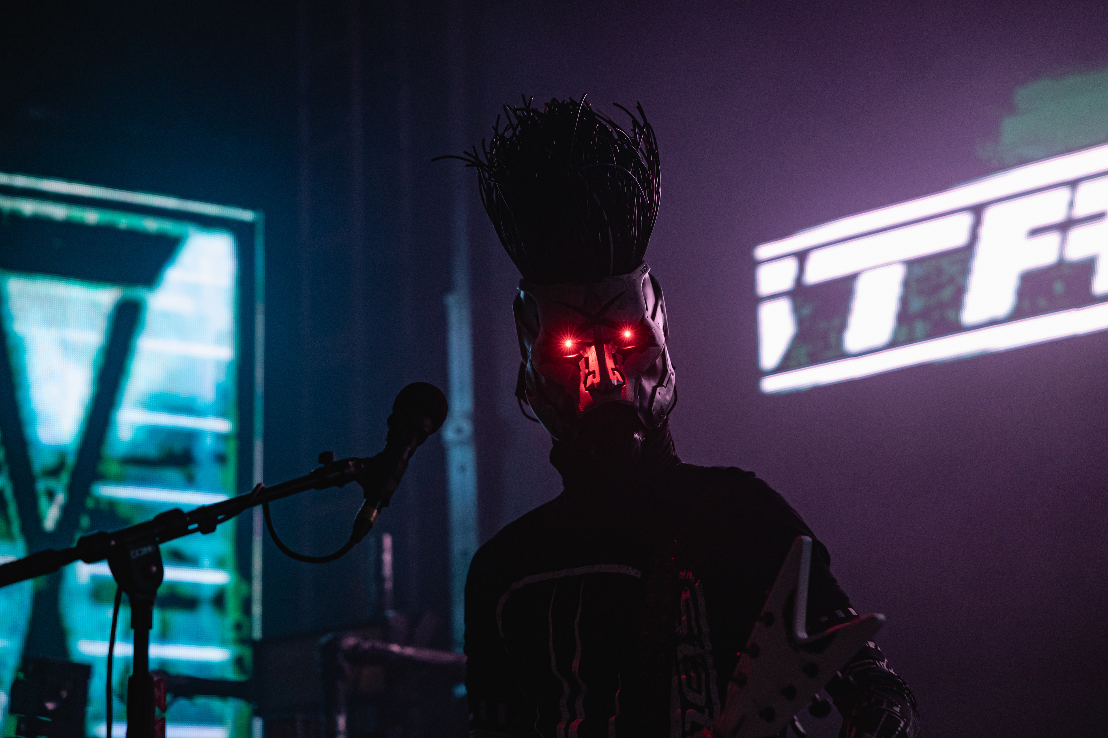 Static-x
