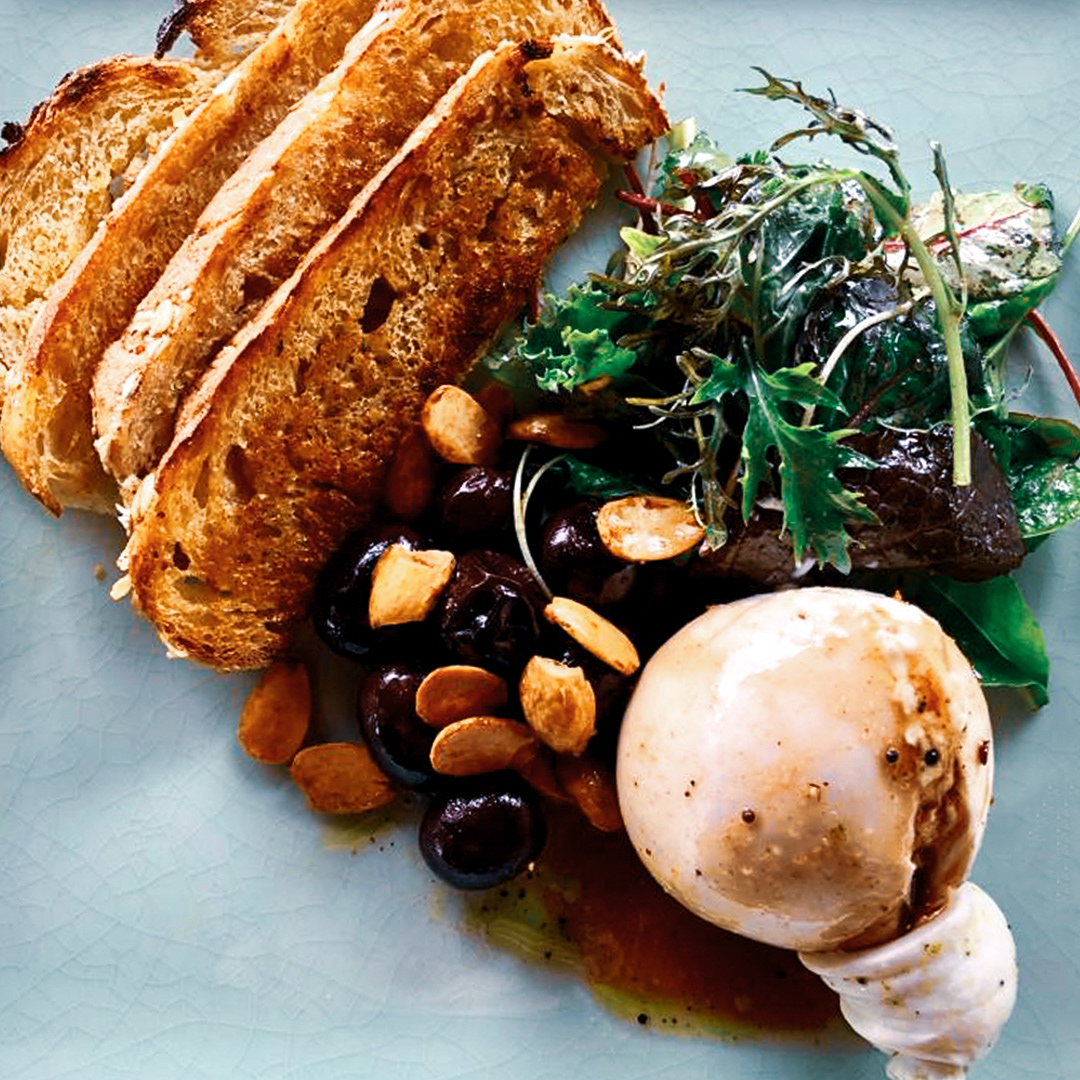 Burrata con Uvas Rostizadas (Para Compartir x4)