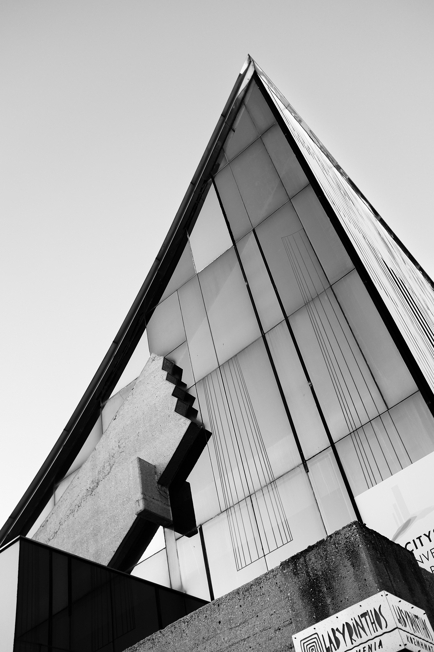 "Labyrinthos" Athenian building -A subjective view- Name of this building is maybe not "Labyrinthos" but I found it matches the concept. b&w with Fujix100s