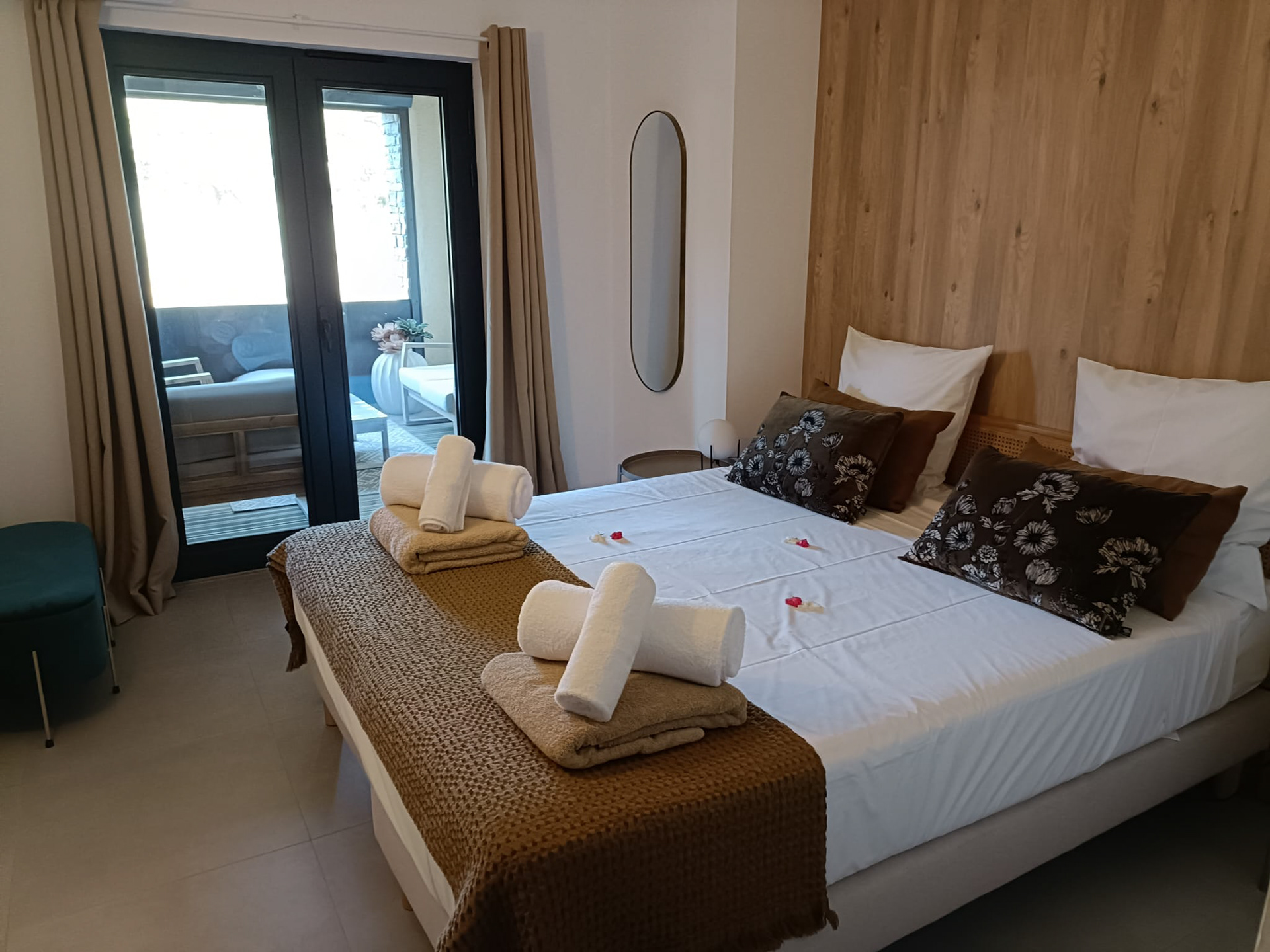 Chambre (ouverte sur la terrasse)